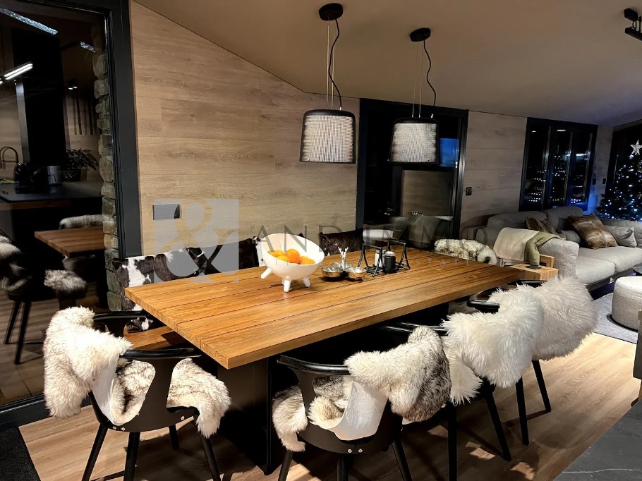 Pis de lloguer a Soldeu, 4 habitacions, 180 metres