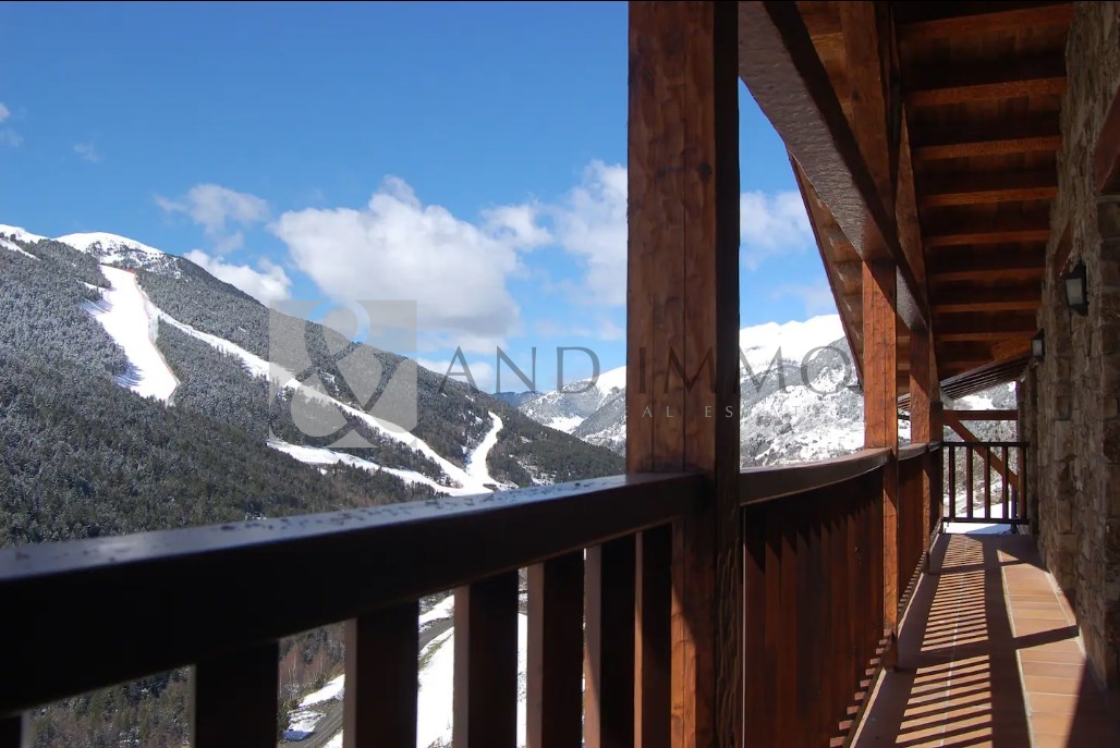 Pis de lloguer a Soldeu, 4 habitacions, 180 metres