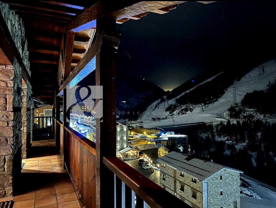 Pis de lloguer a Soldeu, 4 habitacions, 180 metres