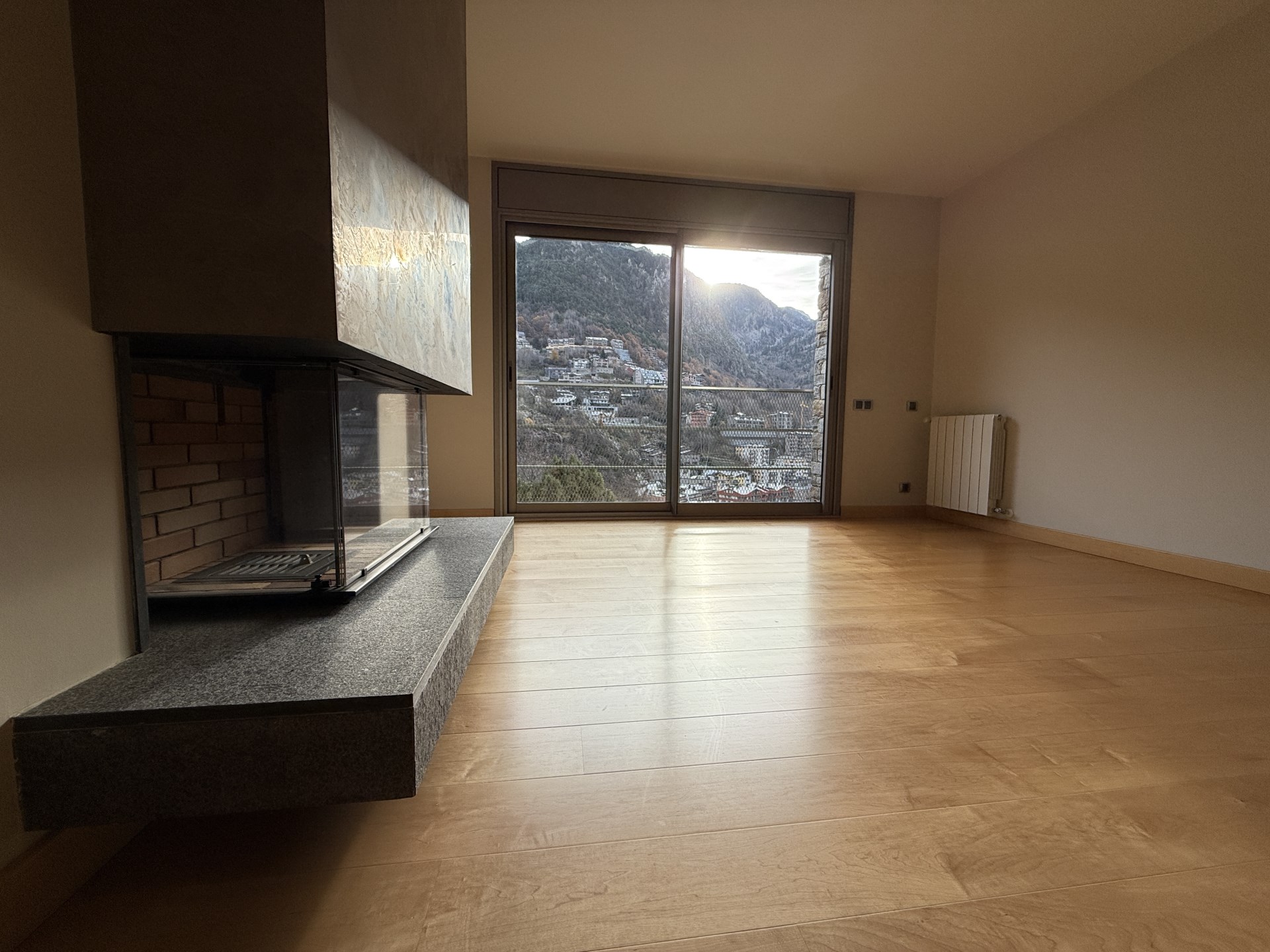 Pis de lloguer a Escaldes Engordany, 3 habitacions, 132 metres