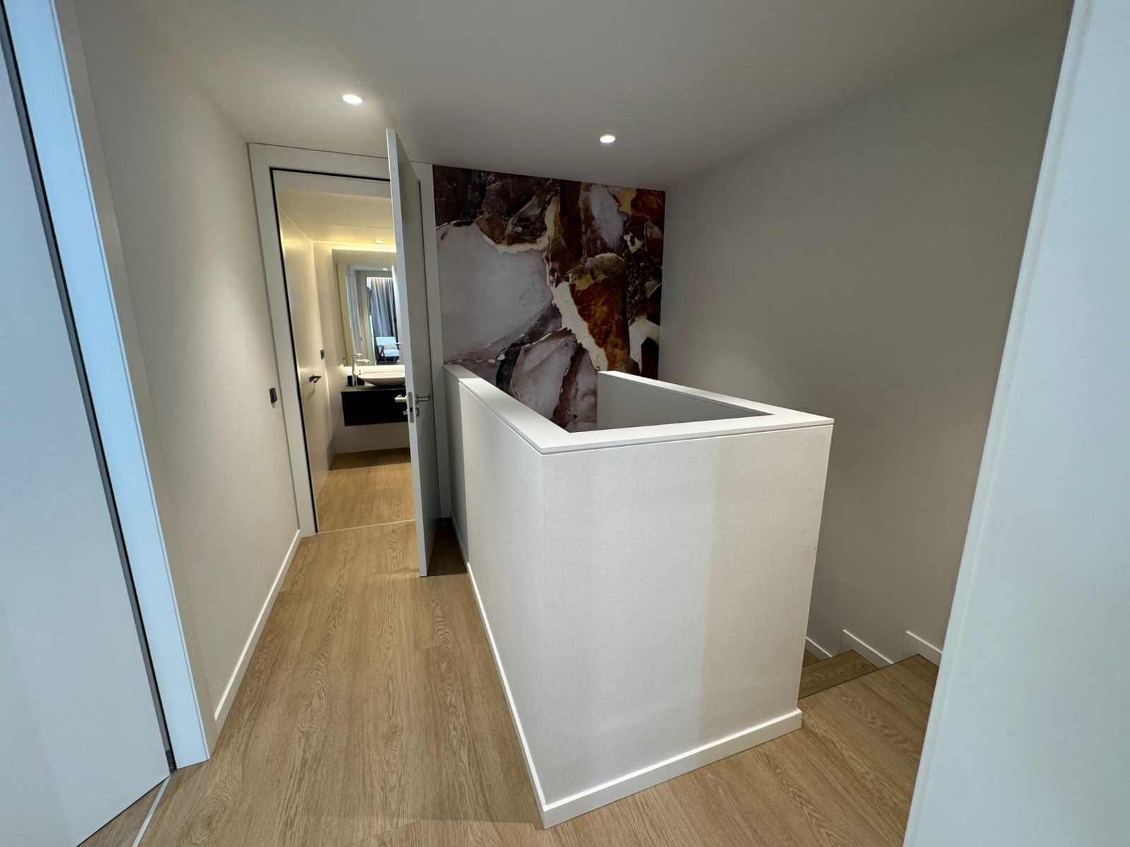 Piso de alquiler en Andorra la Vella, 2 habitaciones, 136 metros