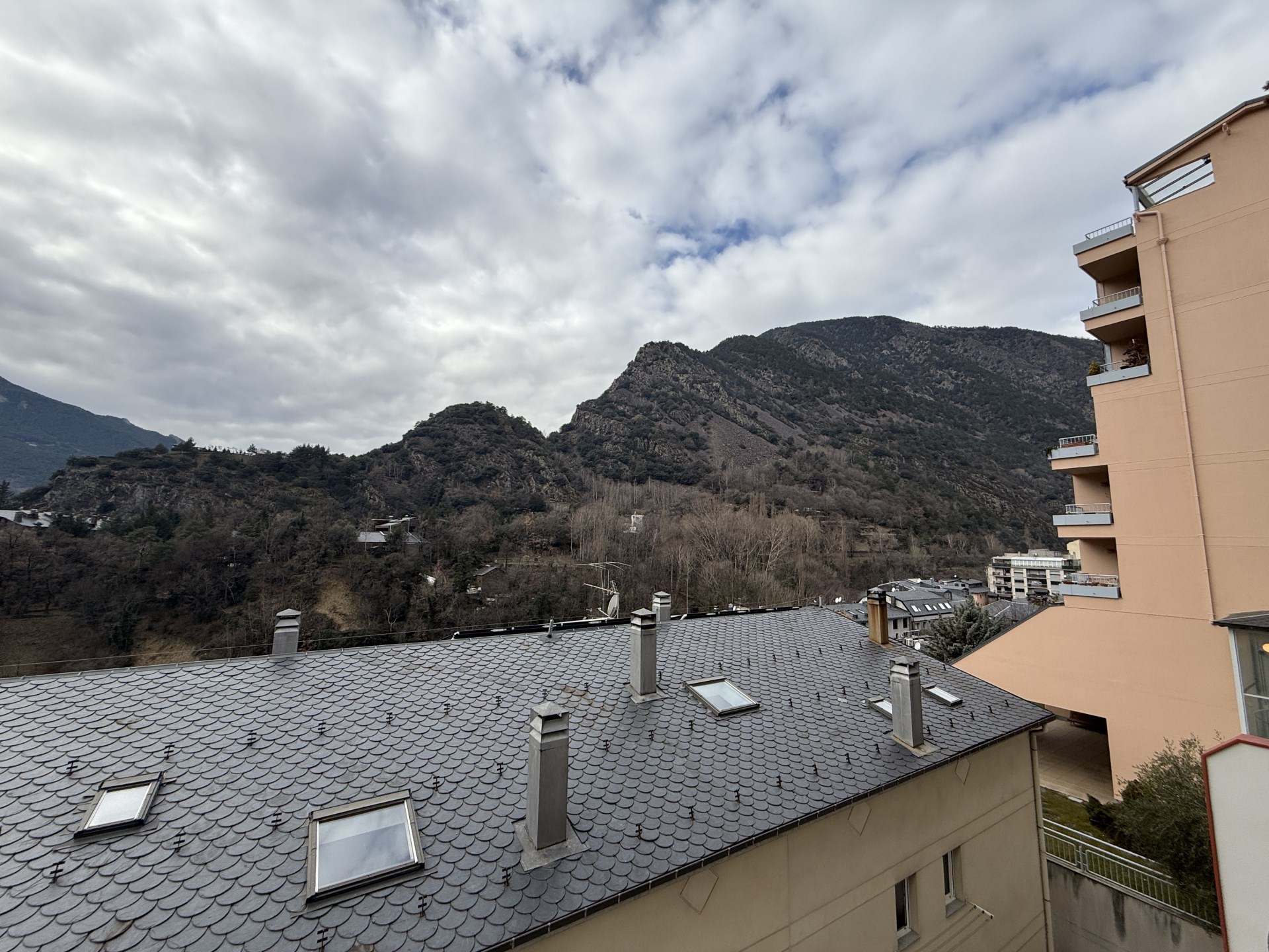 Piso de alquiler en Escaldes Engordany, 3 habitaciones, 95 metros