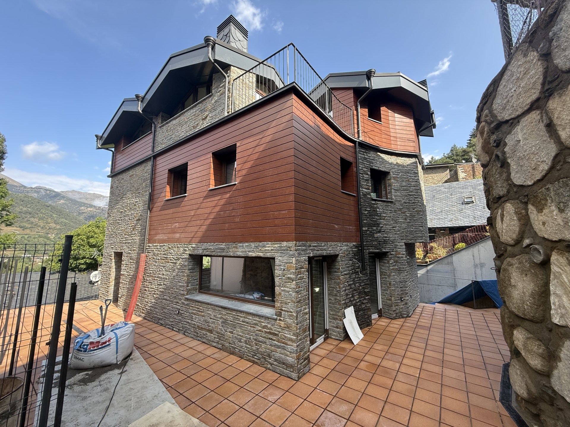 Xalet de lloguer a L'Aldosa de la Massana, 4 habitacions, 280 metres