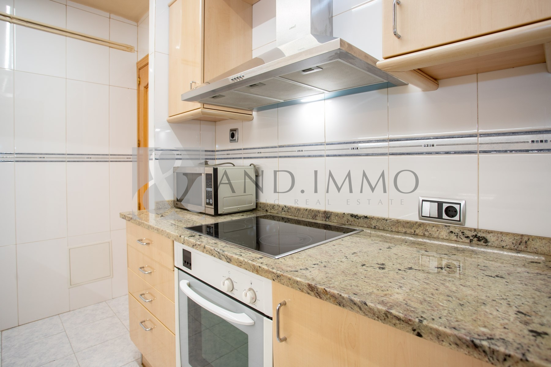 Piso de alquiler en Andorra la Vella, 3 habitaciones, 100 metros