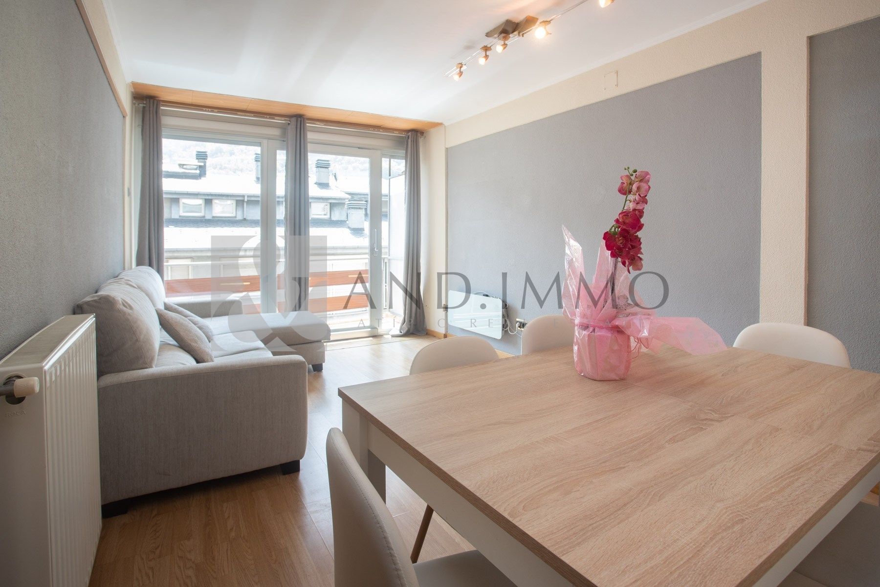 Piso de alquiler en Andorra la Vella, 3 habitaciones, 100 metros