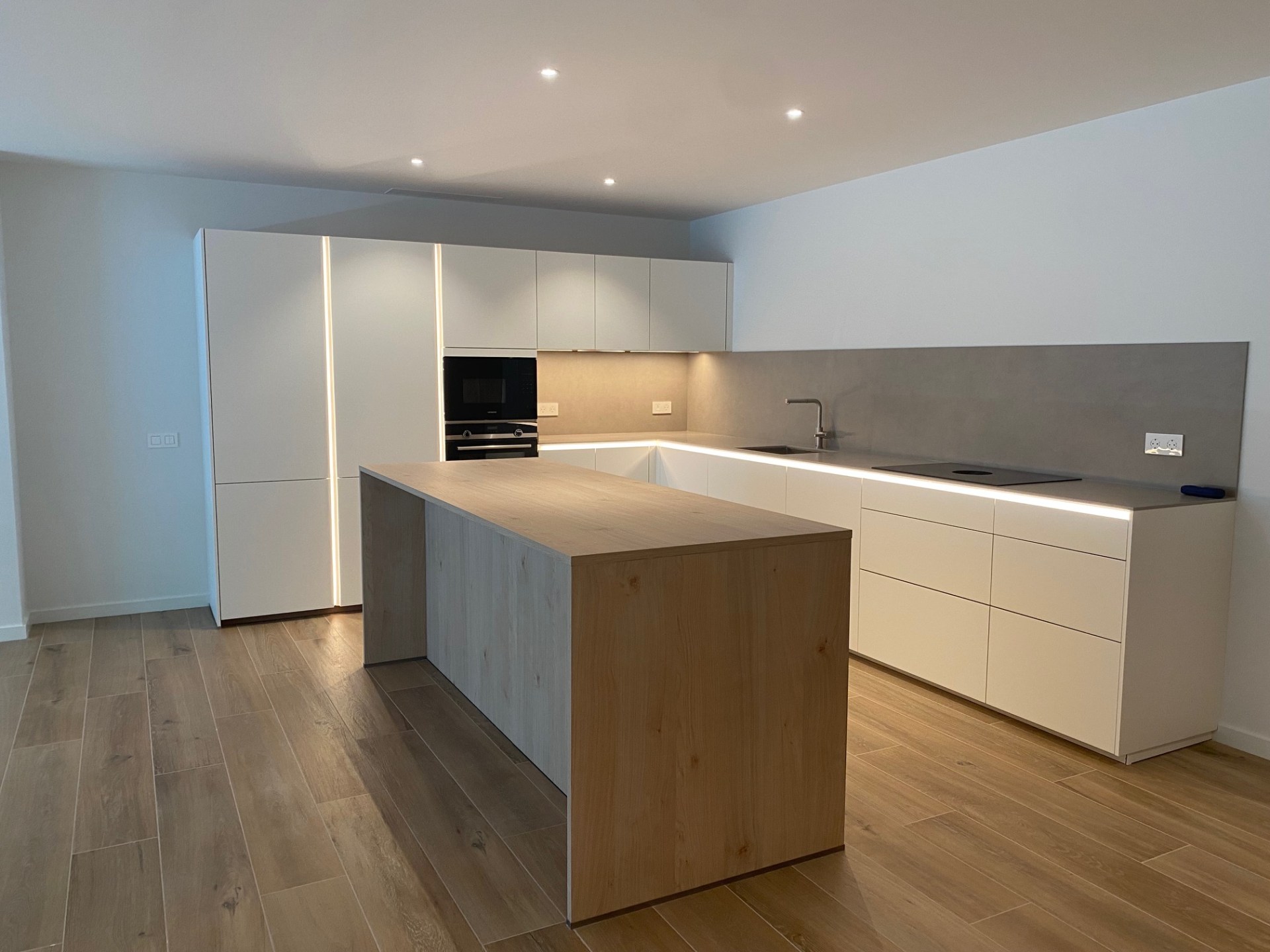 Pis de lloguer a Escaldes Engordany, 3 habitacions, 162 metres