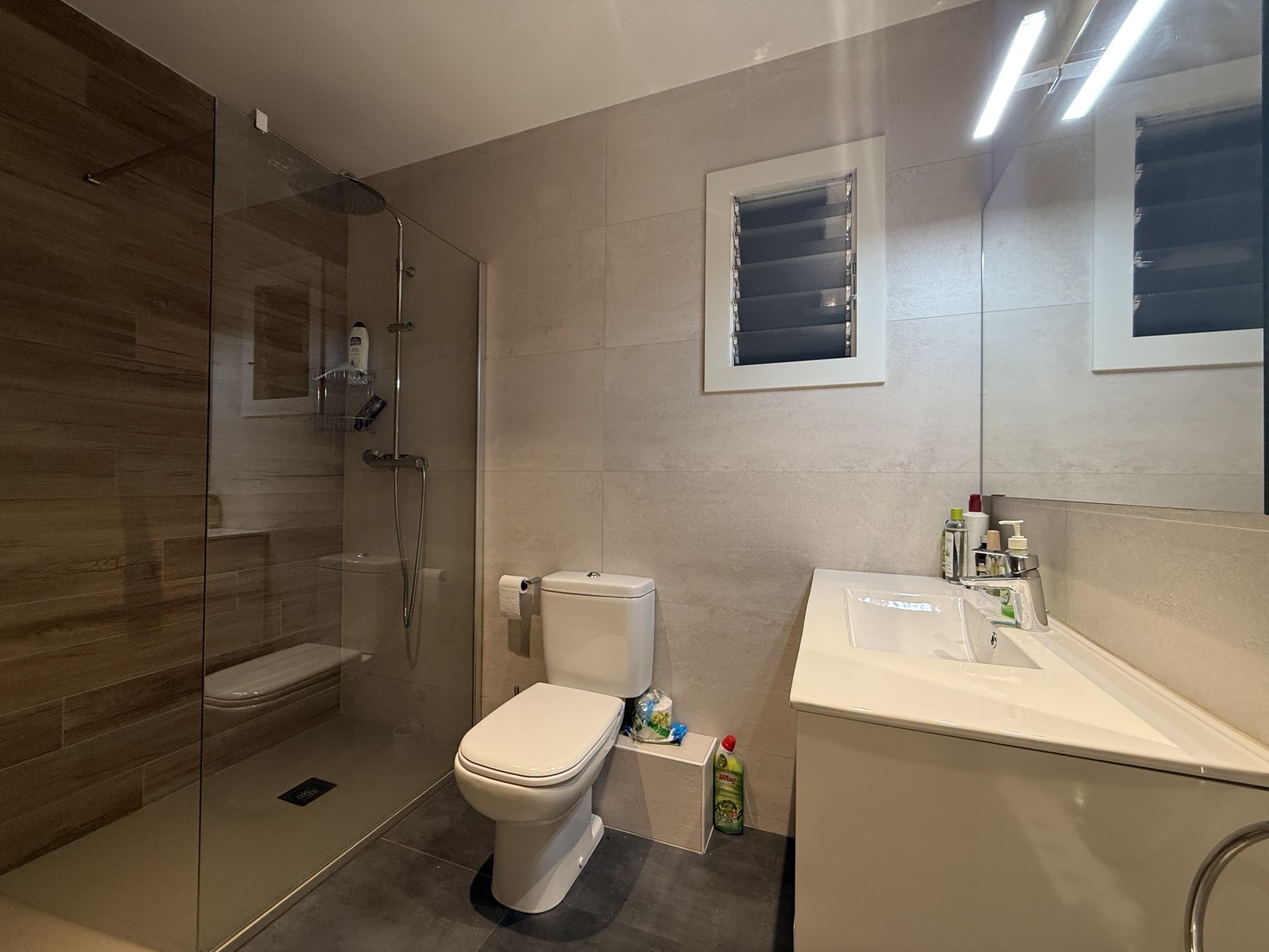 Pis de lloguer a Andorra la Vella, 3 habitacions, 122 metres