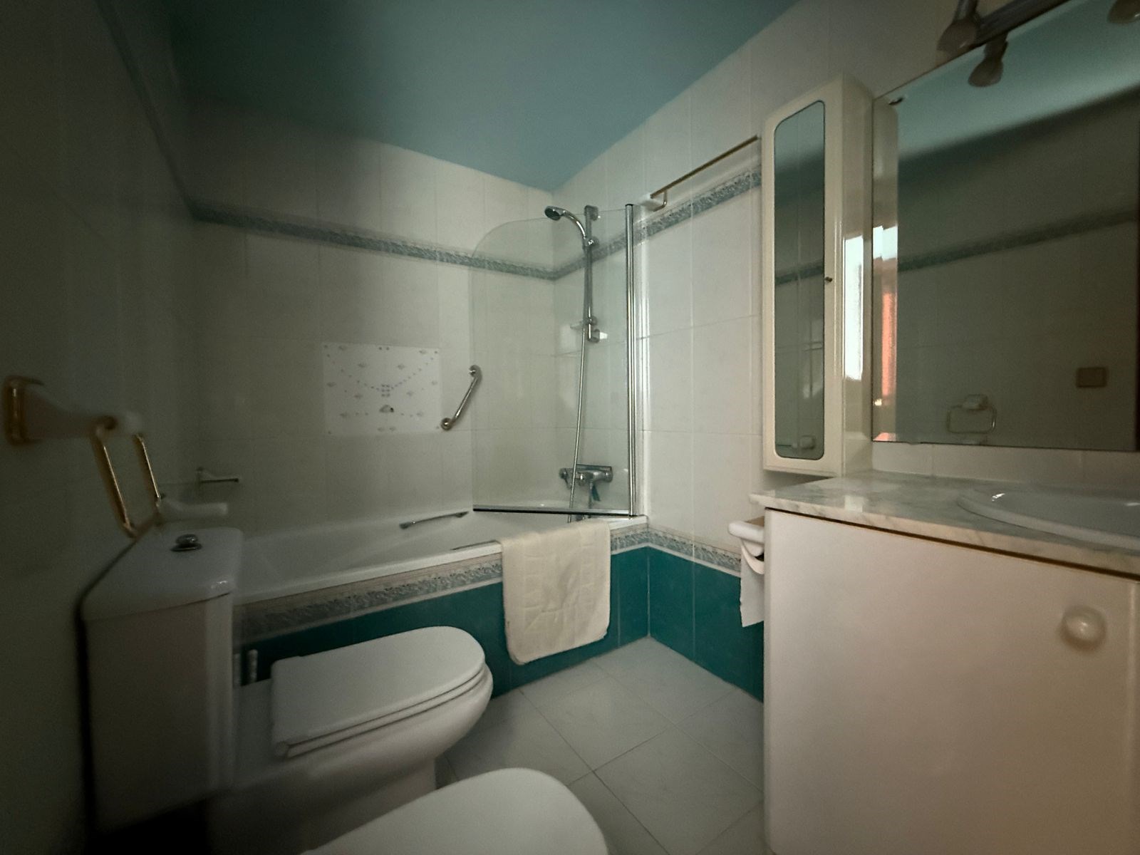 Piso de alquiler en Santa Coloma, 2 habitaciones, 62 metros