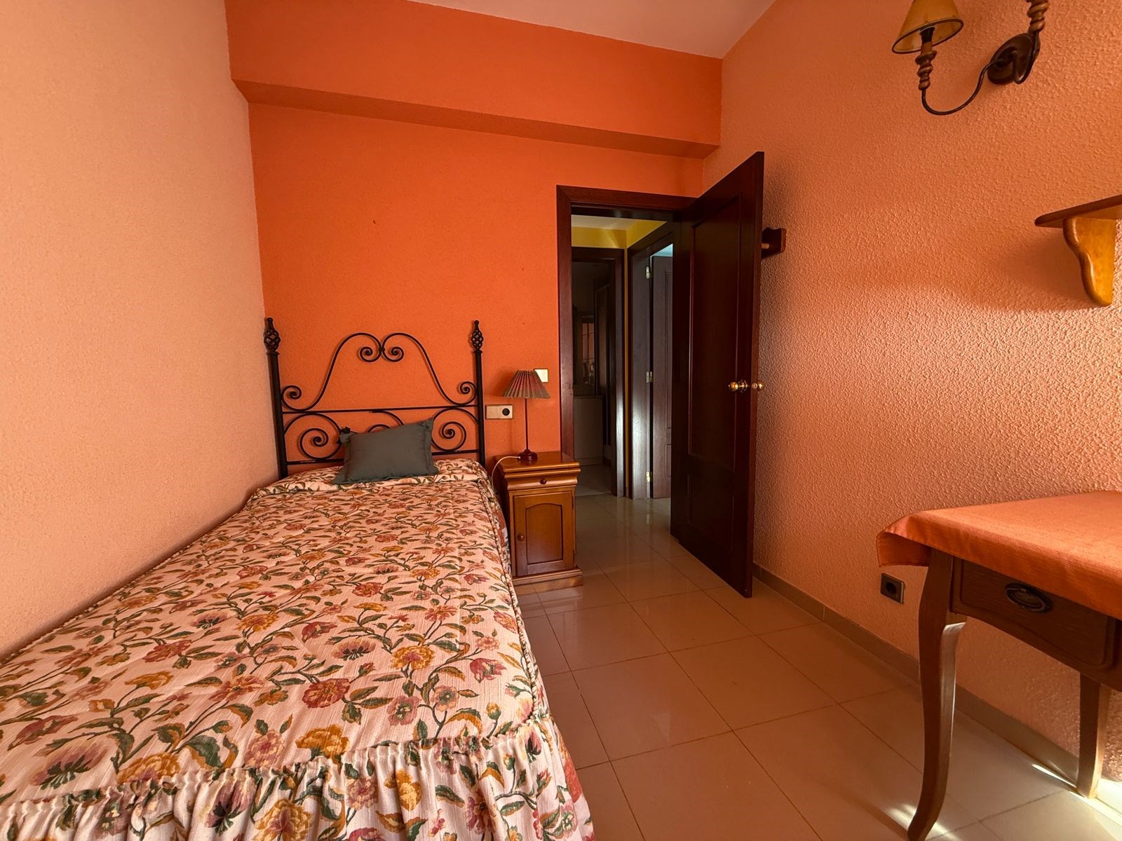 Piso de alquiler en Santa Coloma, 2 habitaciones, 62 metros