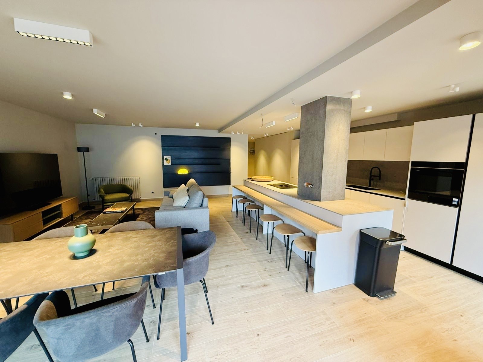 Piso de alquiler en Escaldes Engordany, 3 habitaciones, 130 metros