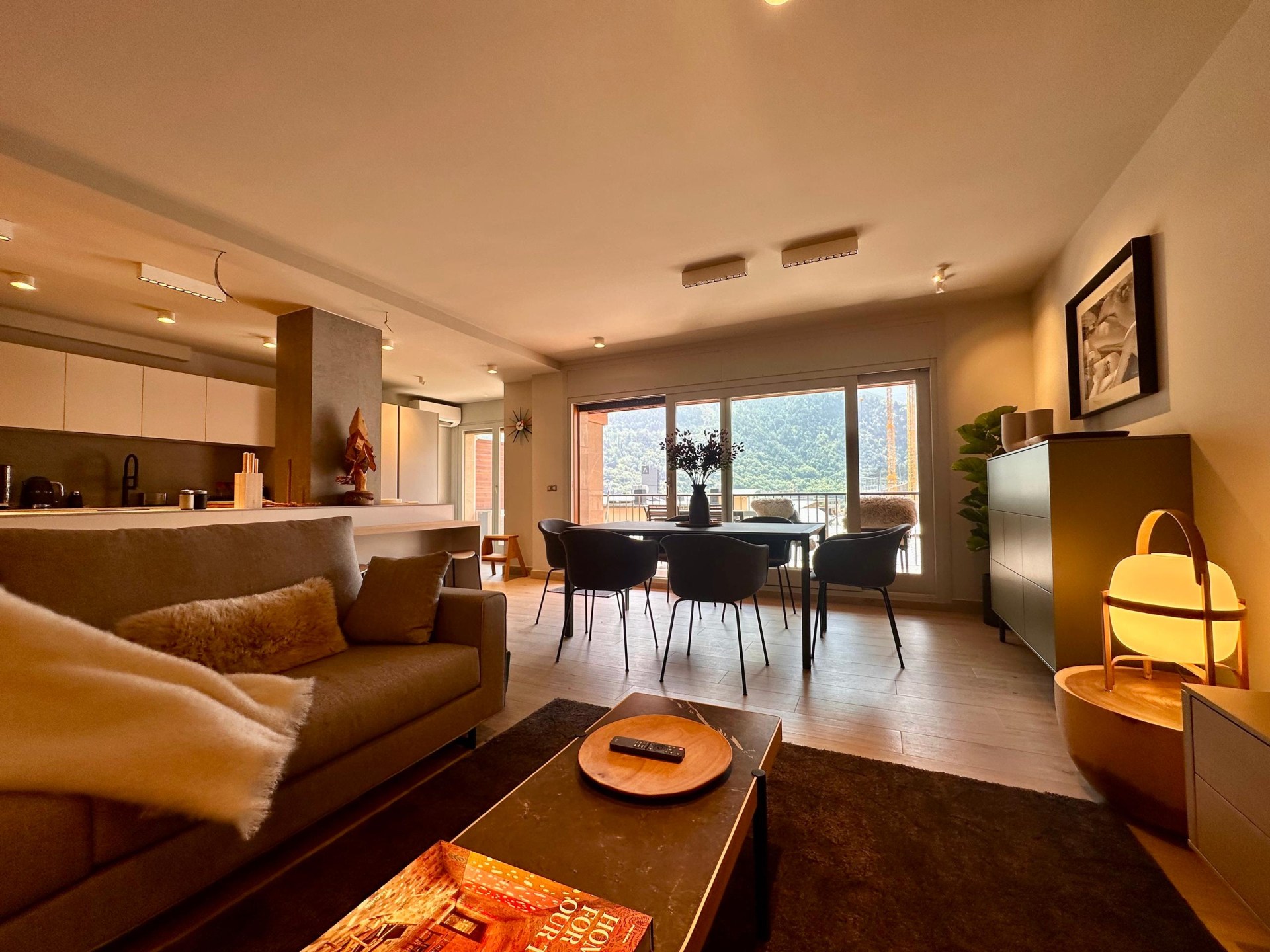 Piso de alquiler en Escaldes Engordany, 3 habitaciones, 130 metros