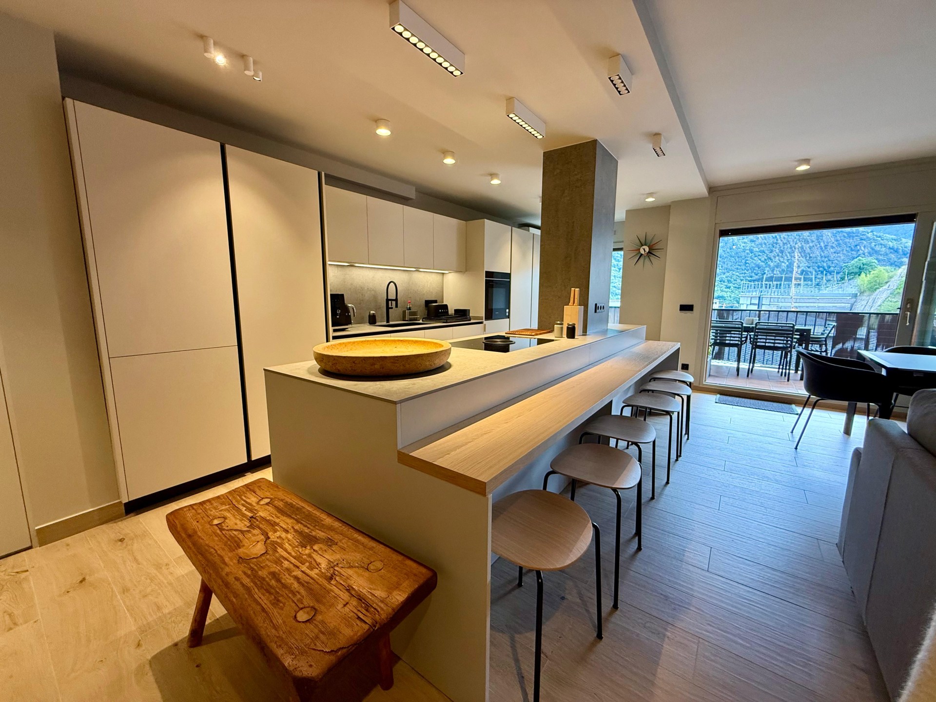 Piso de alquiler en Escaldes Engordany, 3 habitaciones, 130 metros
