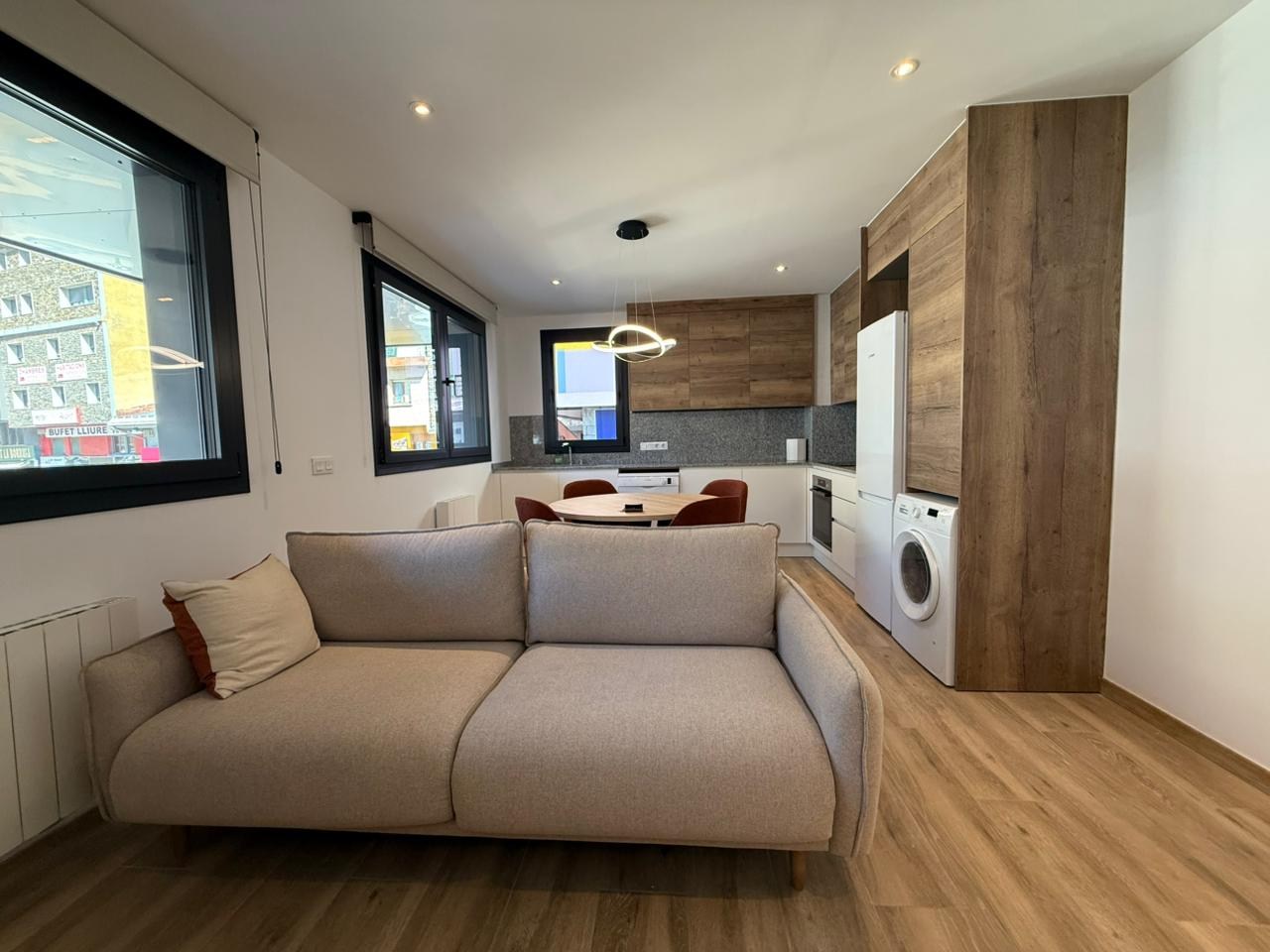 Pis de lloguer a El Pas de la Casa, 2 habitacions, 75 metres