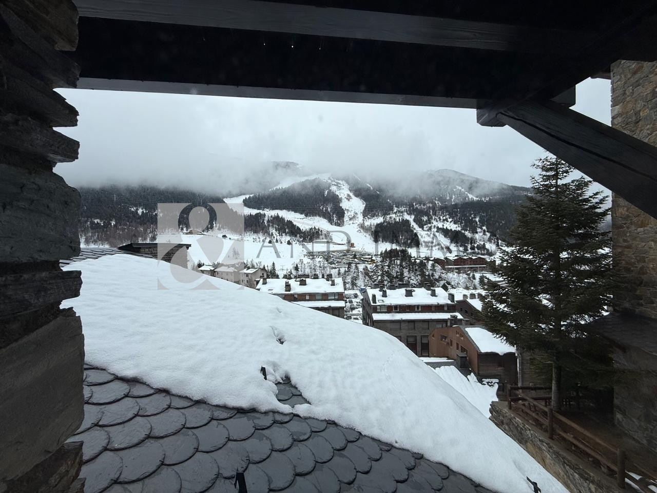 Pis en venda a Canillo, 2 habitacions, 66 metres