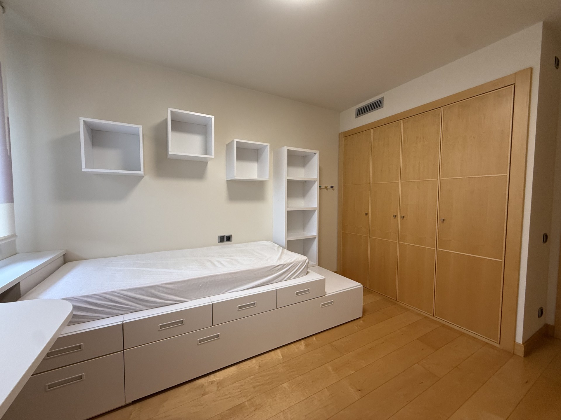 Pis de lloguer a Escaldes Engordany, 4 habitacions, 155 metres