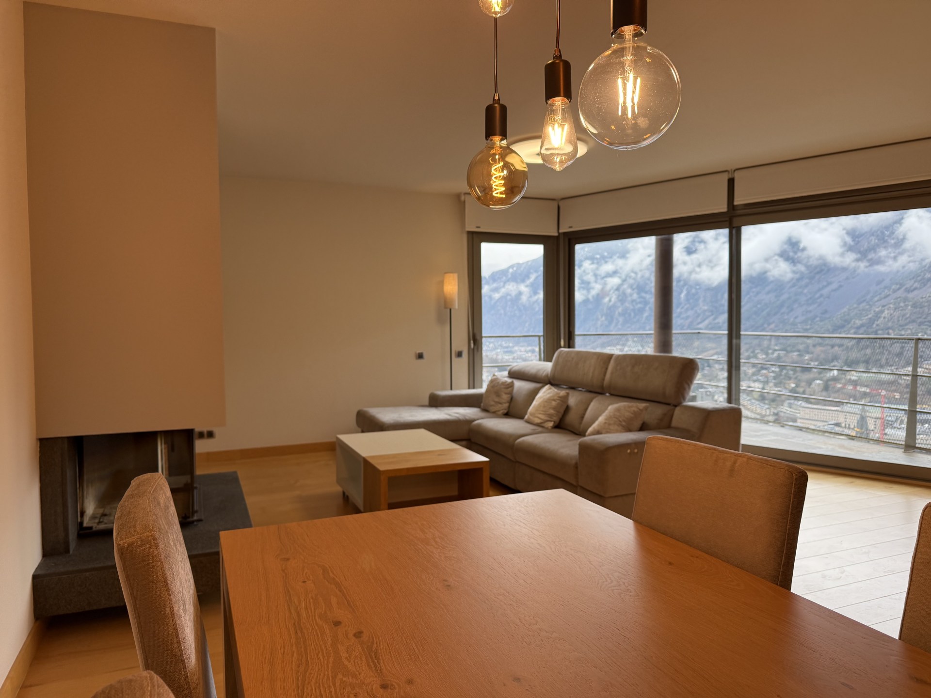 Pis de lloguer a Escaldes Engordany, 4 habitacions, 155 metres