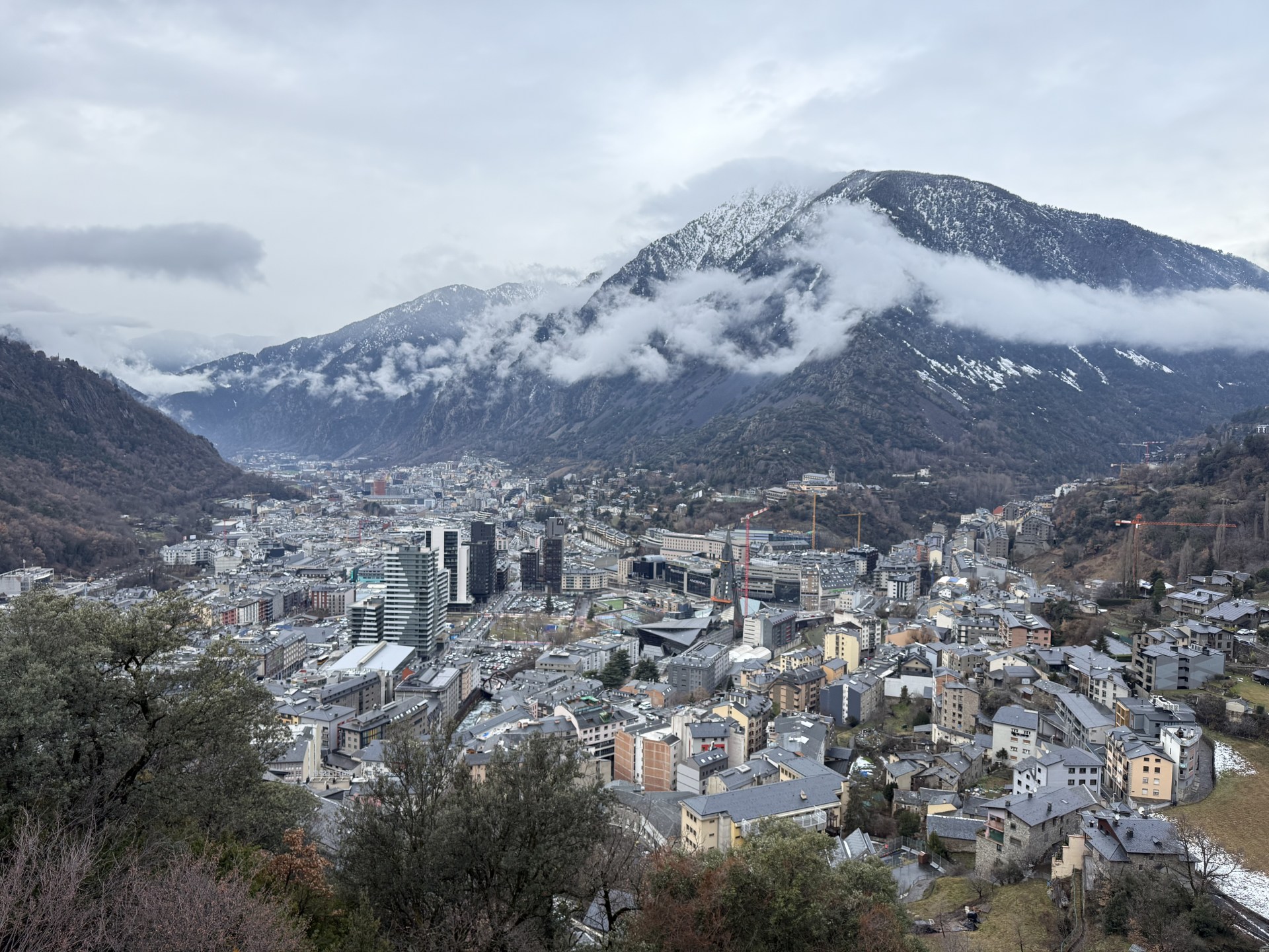 Pis de lloguer a Escaldes Engordany, 4 habitacions, 155 metres