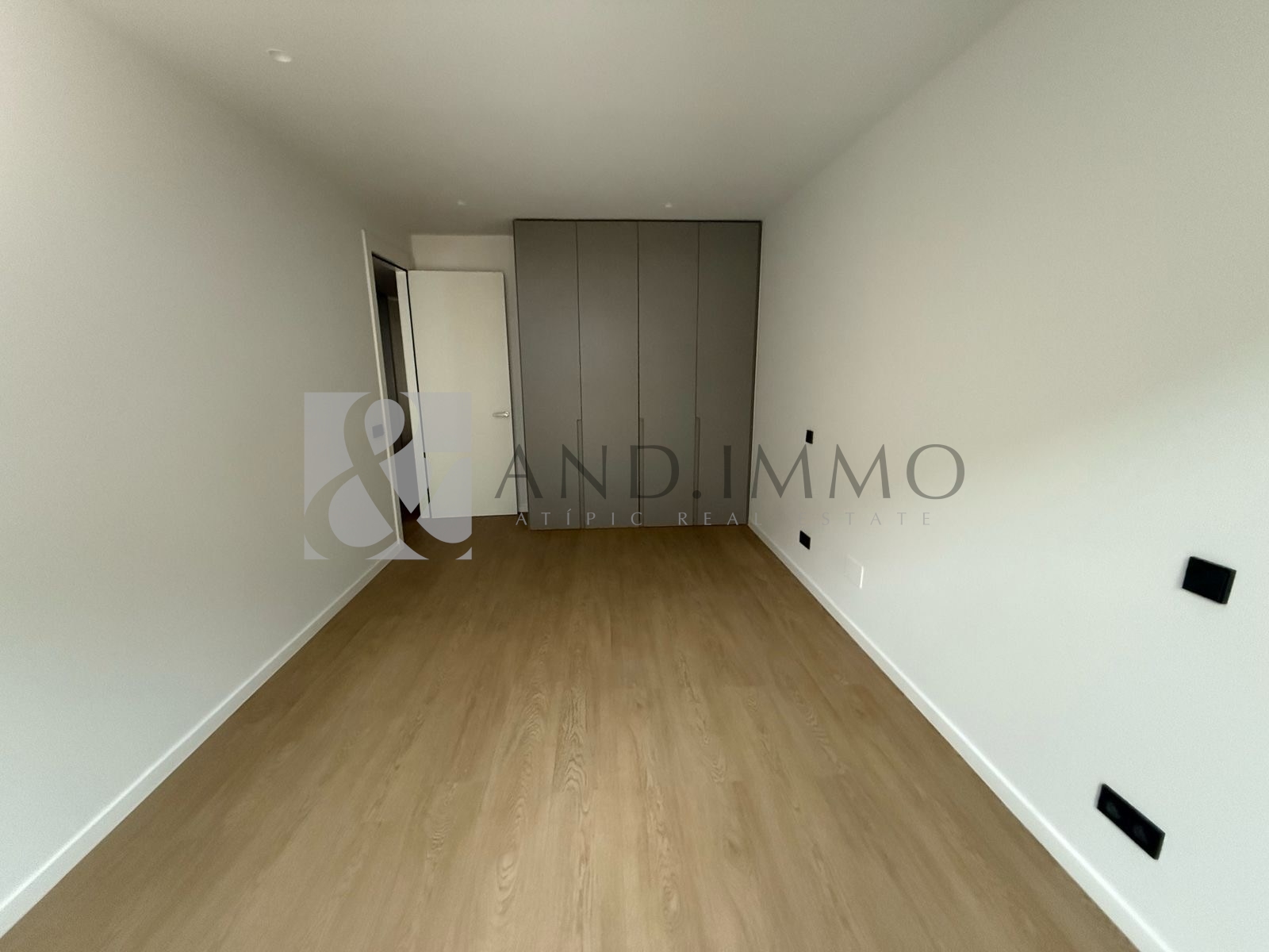 Piso de alquiler en Andorra la Vella, 3 habitaciones, 147 metros