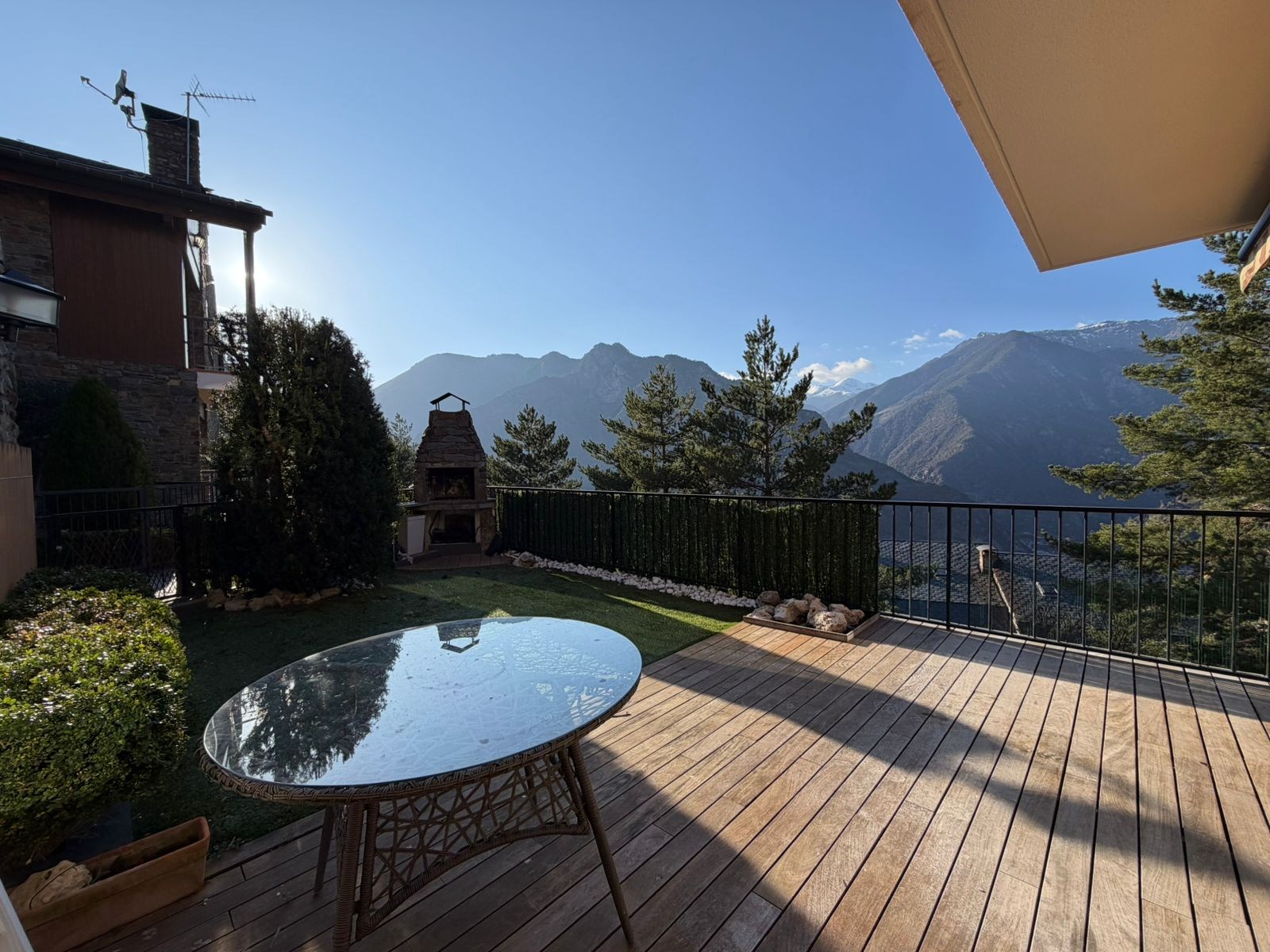 Xalet de lloguer a Sant Julià de Lòria, 4 habitacions, 250 metres