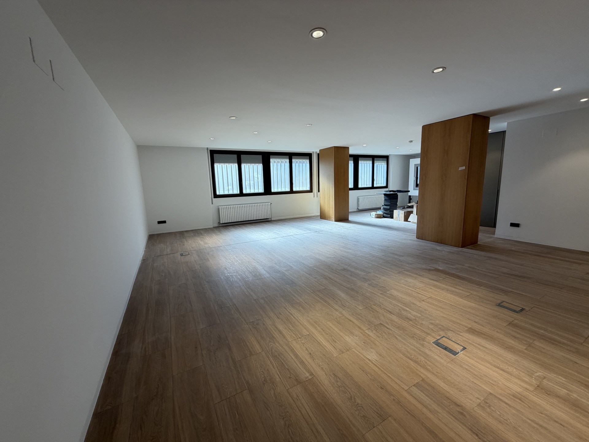 Local comercial de lloguer a Andorra la Vella, 194 metres