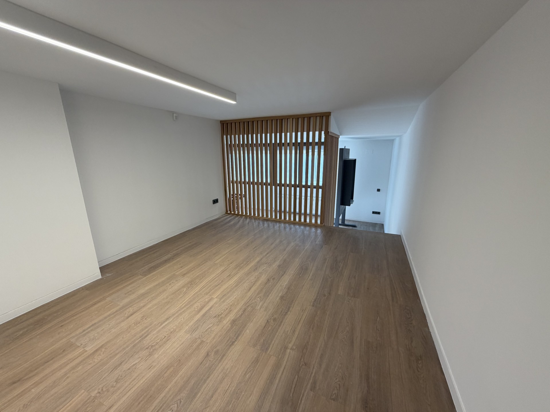 Local comercial de lloguer a Andorra la Vella, 194 metres