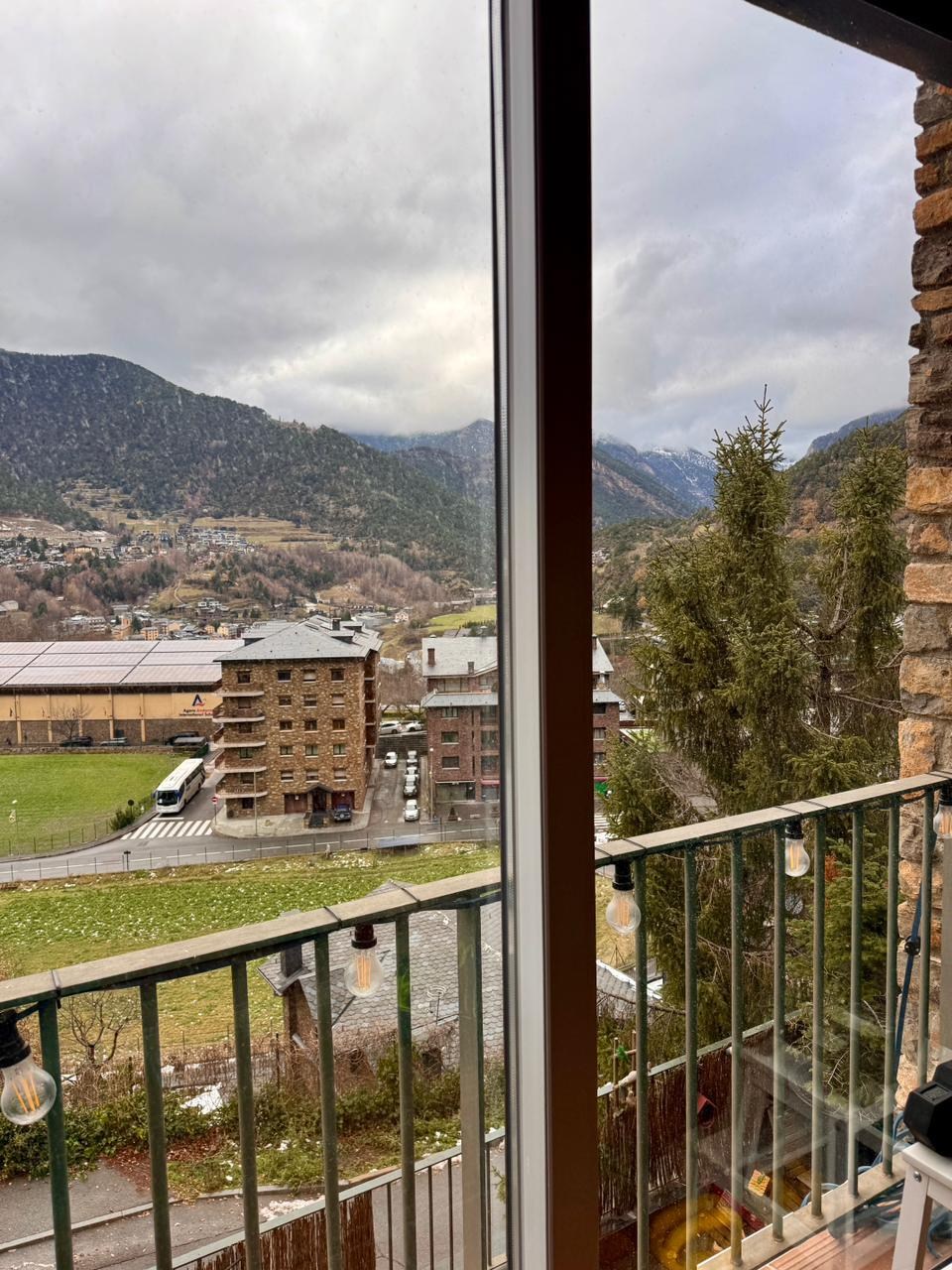 Pis de lloguer a L'Aldosa de la Massana, 4 habitacions, 160 metres