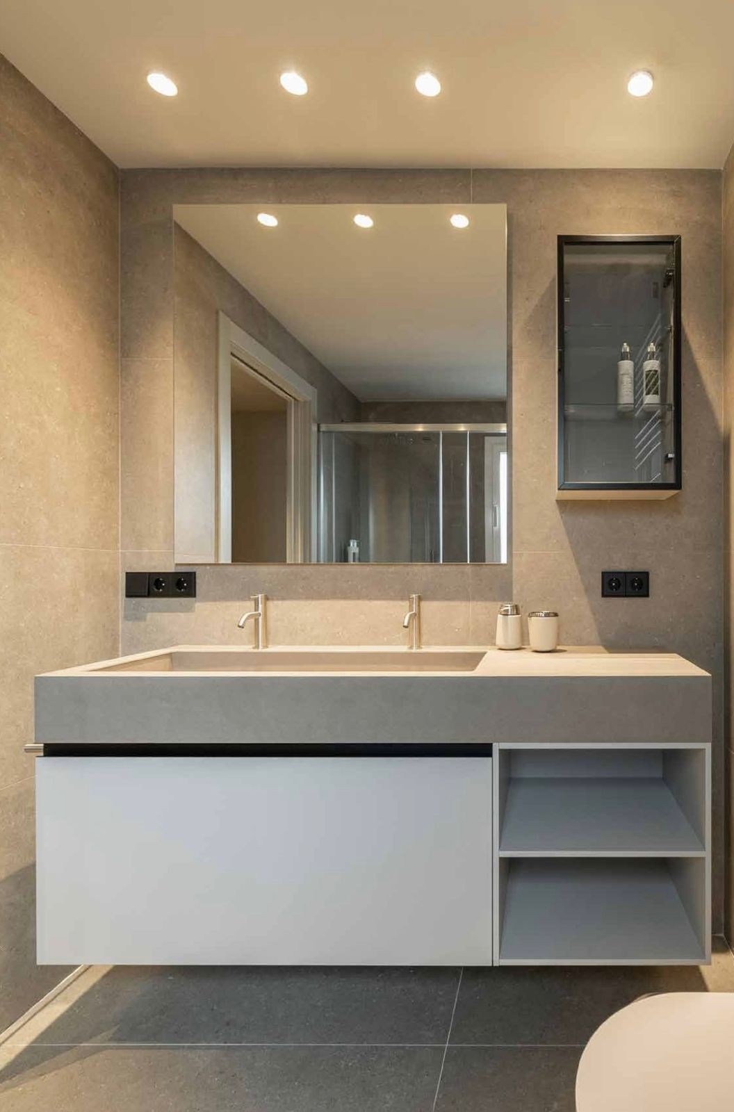 Piso de alquiler en Escaldes Engordany, 3 habitaciones, 174 metros