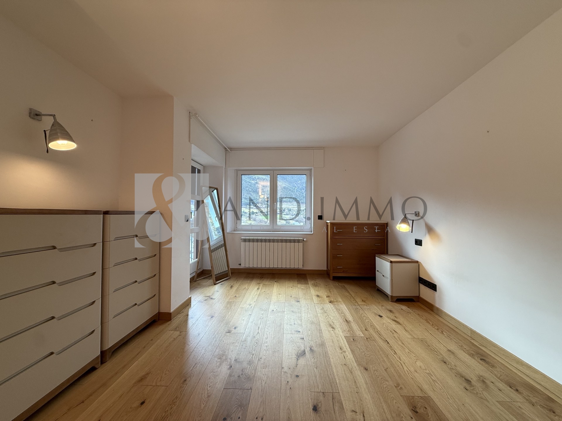 Pis de lloguer a L'Aldosa de la Massana, 4 habitacions, 160 metres