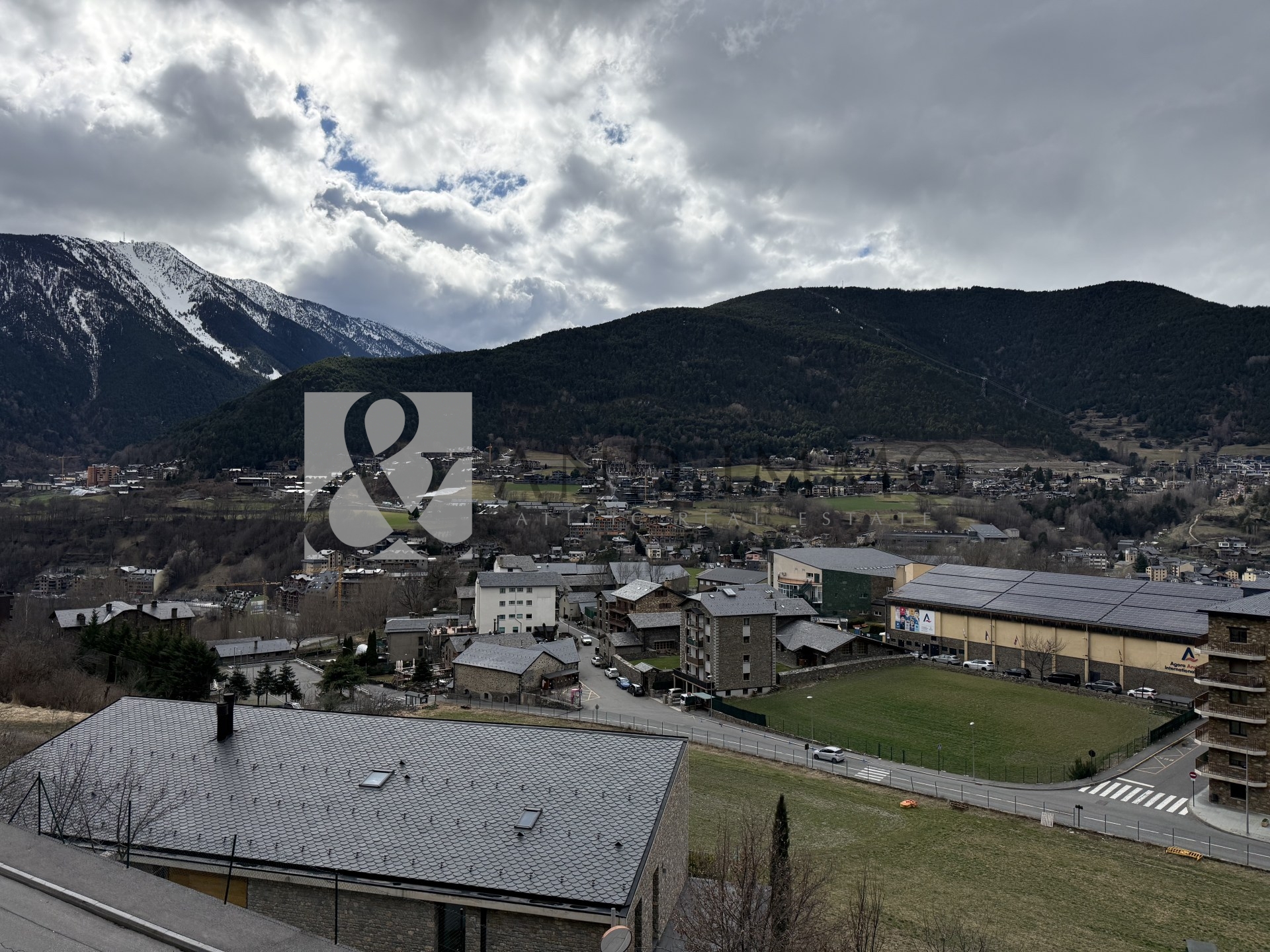 Pis de lloguer a L'Aldosa de la Massana, 4 habitacions, 160 metres