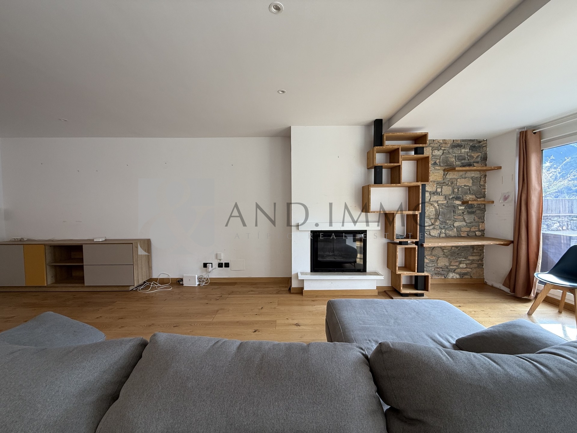 Pis de lloguer a L'Aldosa de la Massana, 4 habitacions, 160 metres