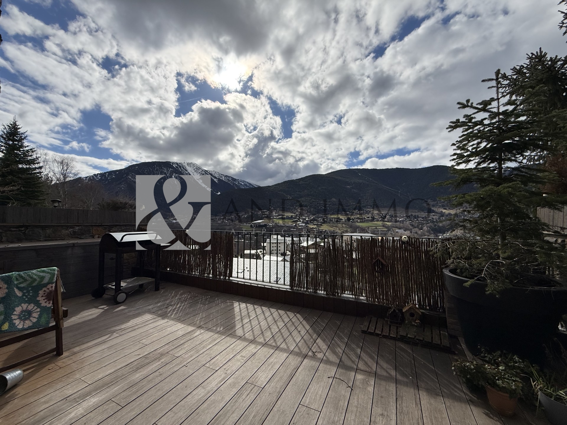 Pis de lloguer a L'Aldosa de la Massana, 4 habitacions, 160 metres