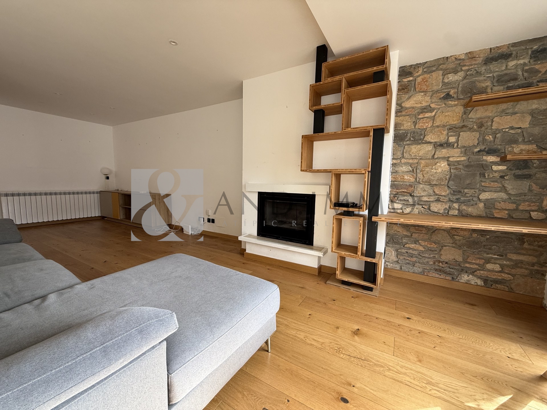 Pis de lloguer a L'Aldosa de la Massana, 4 habitacions, 160 metres