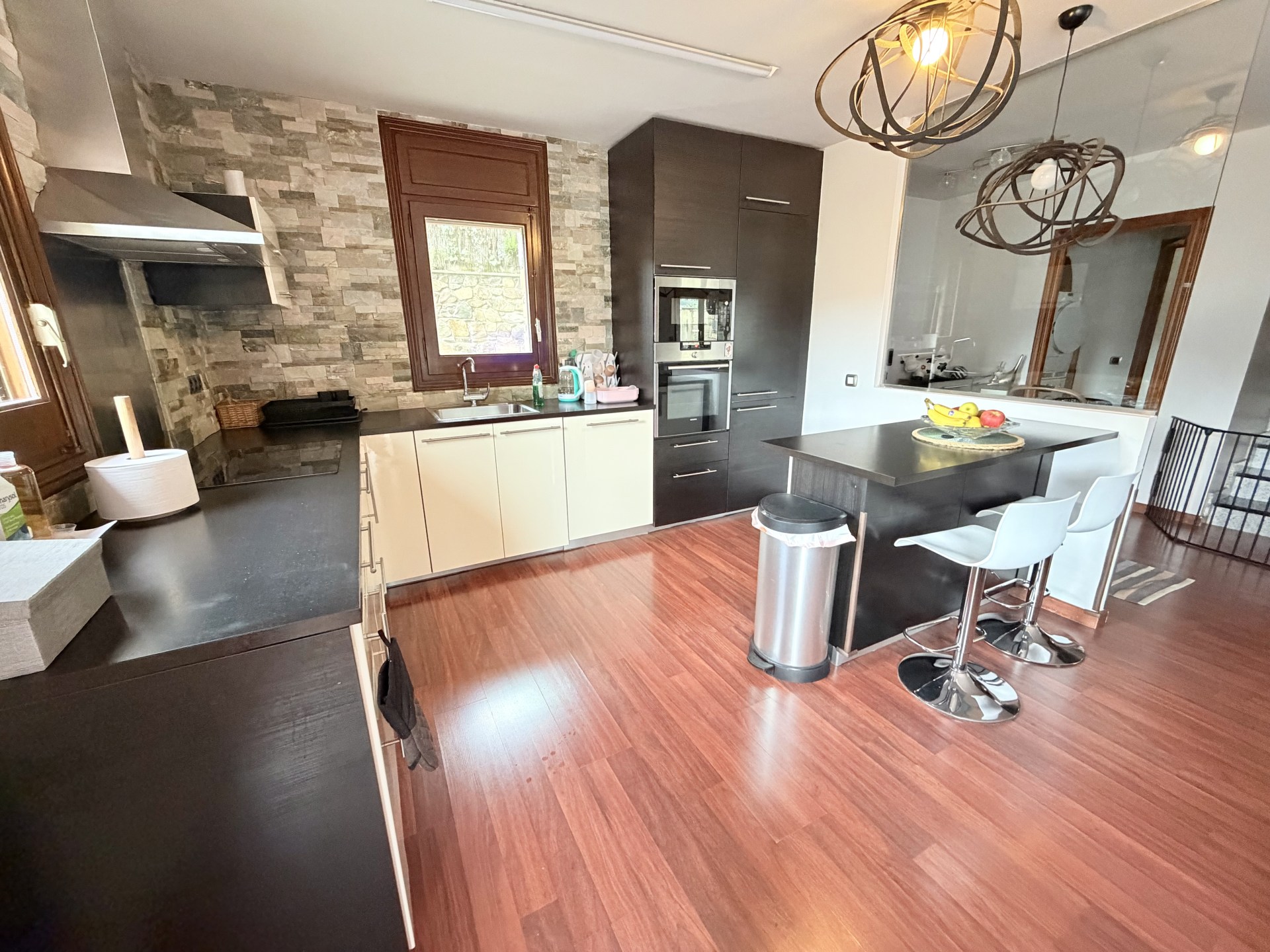 Xalet en venda a Aixirivall, 5 habitacions, 280 metres