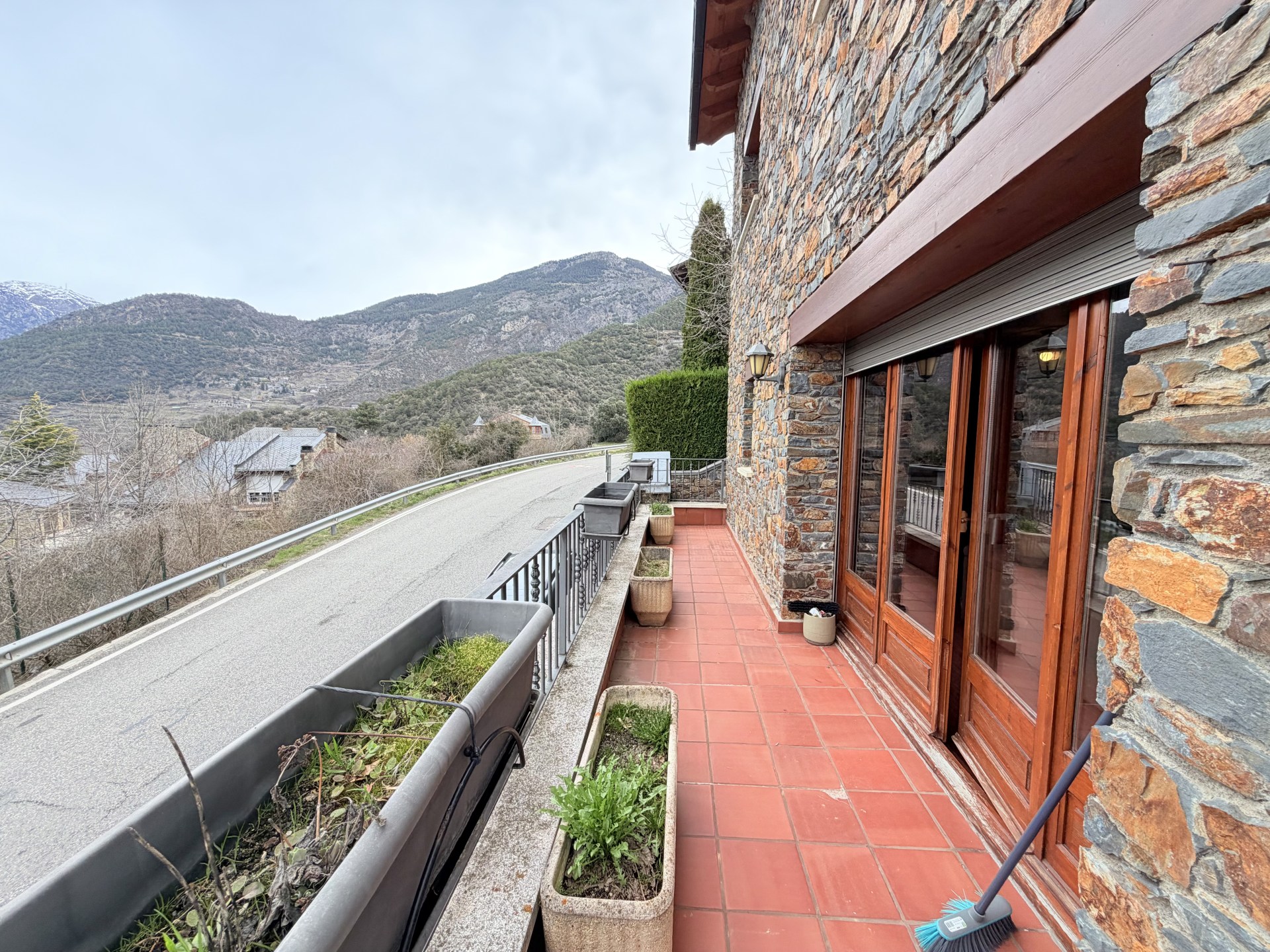 Xalet en venda a Aixirivall, 5 habitacions, 280 metres