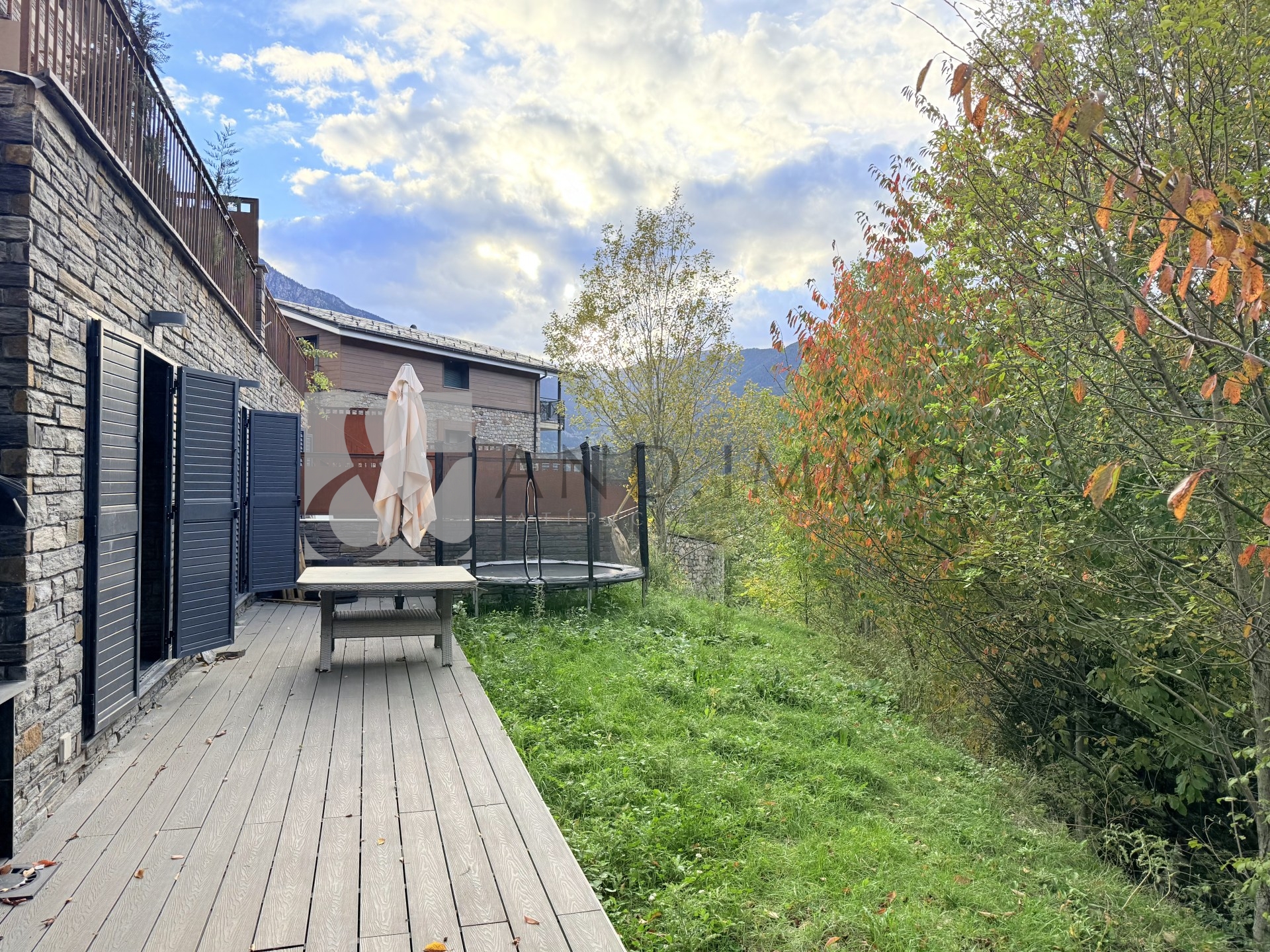 Chalet en venta en Anyós, 4 habitaciones, 503 metros