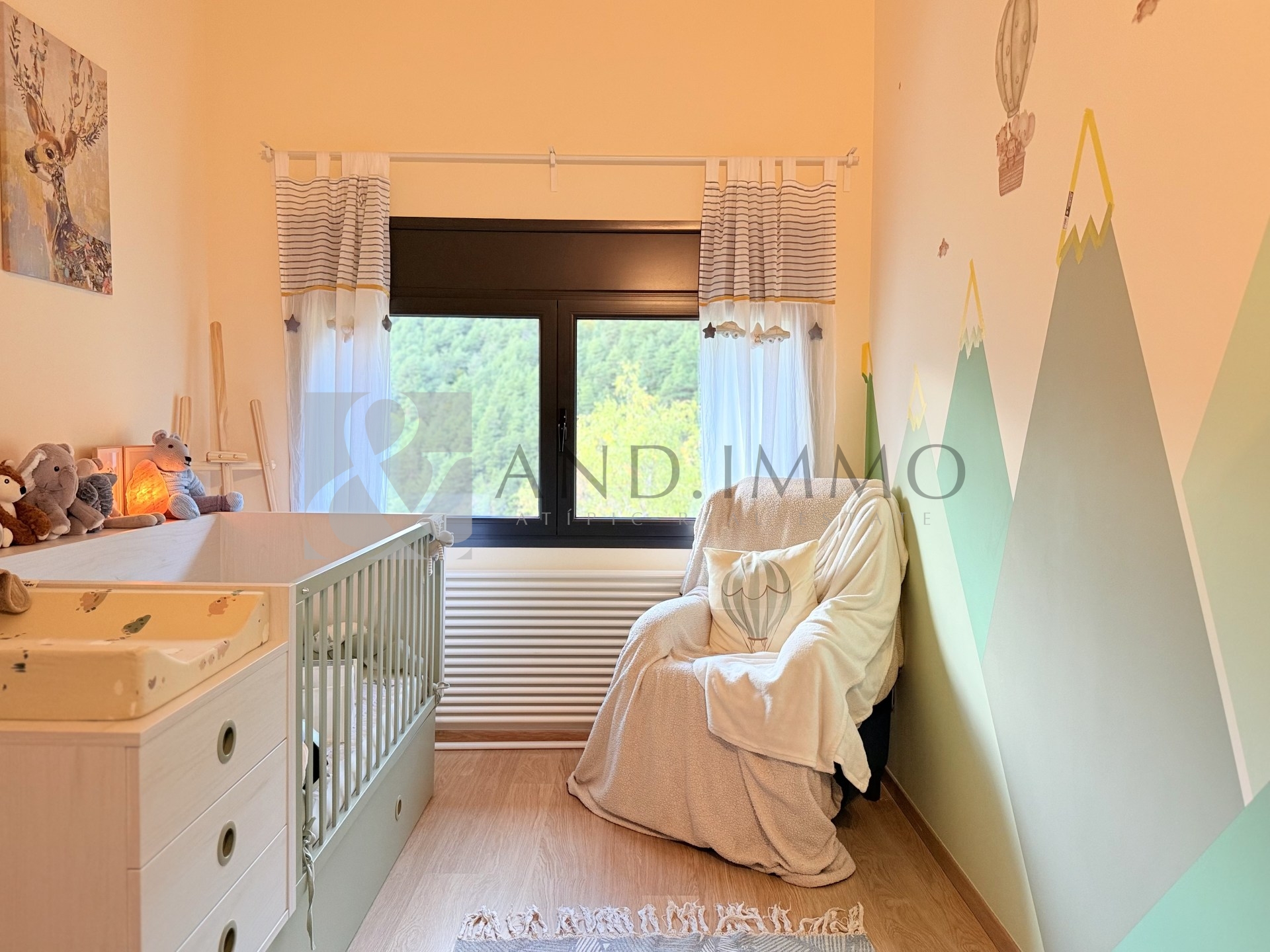 Chalet en venta en Anyós, 4 habitaciones, 503 metros