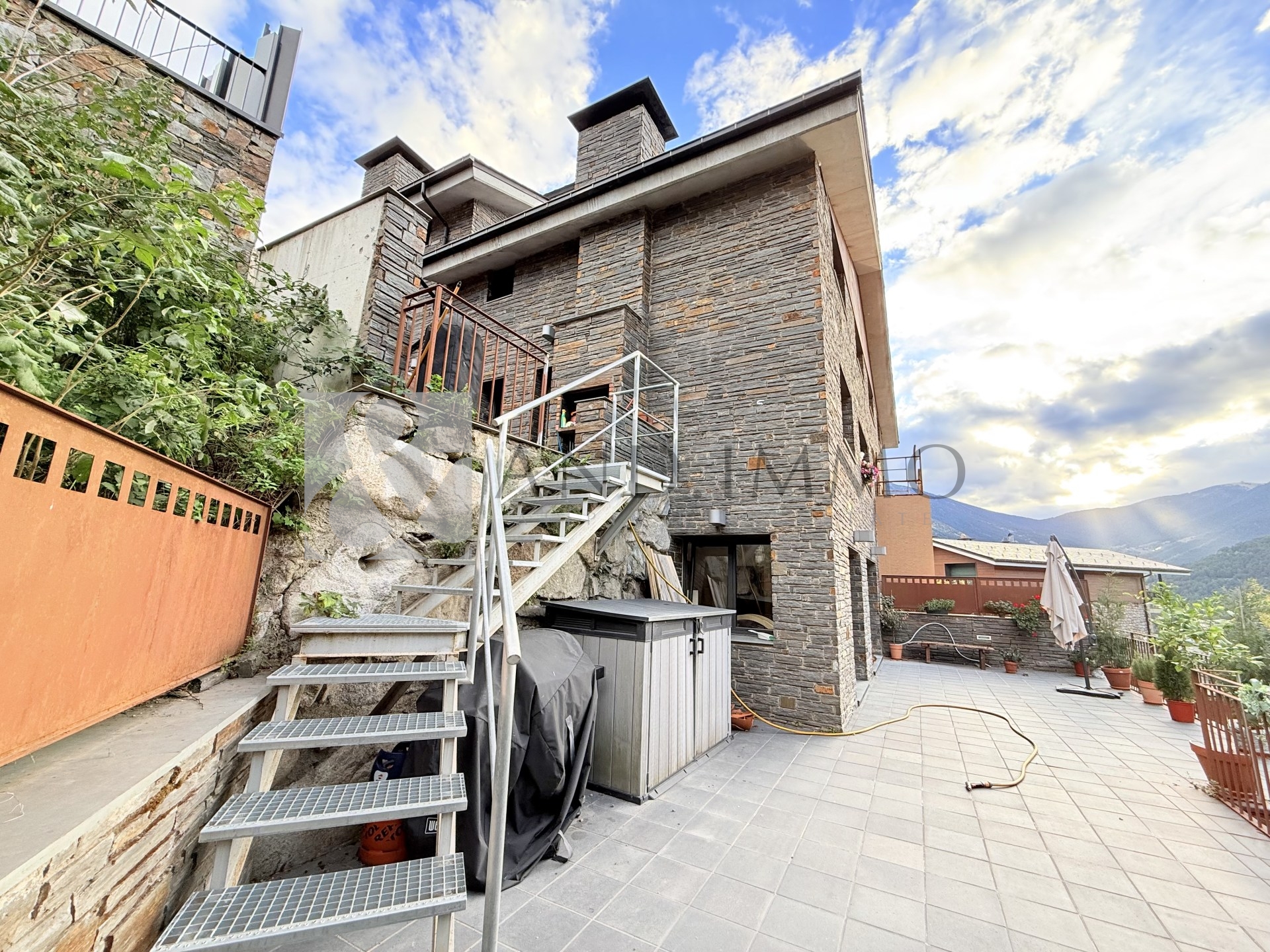 Chalet en venta en Anyós, 4 habitaciones, 503 metros