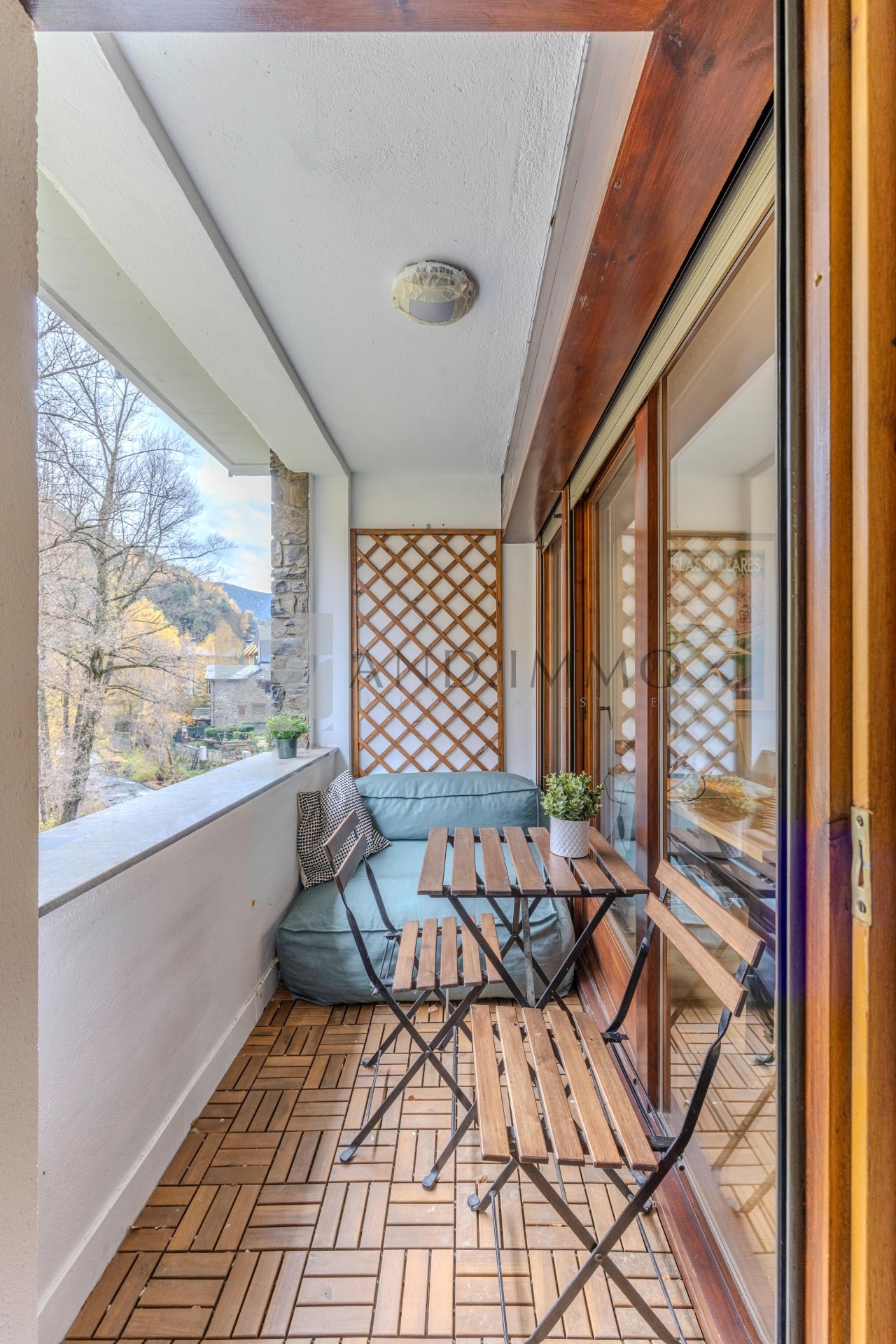 Piso de alquiler en Ordino, 2 habitaciones, 89 metros — foto 1 de 27