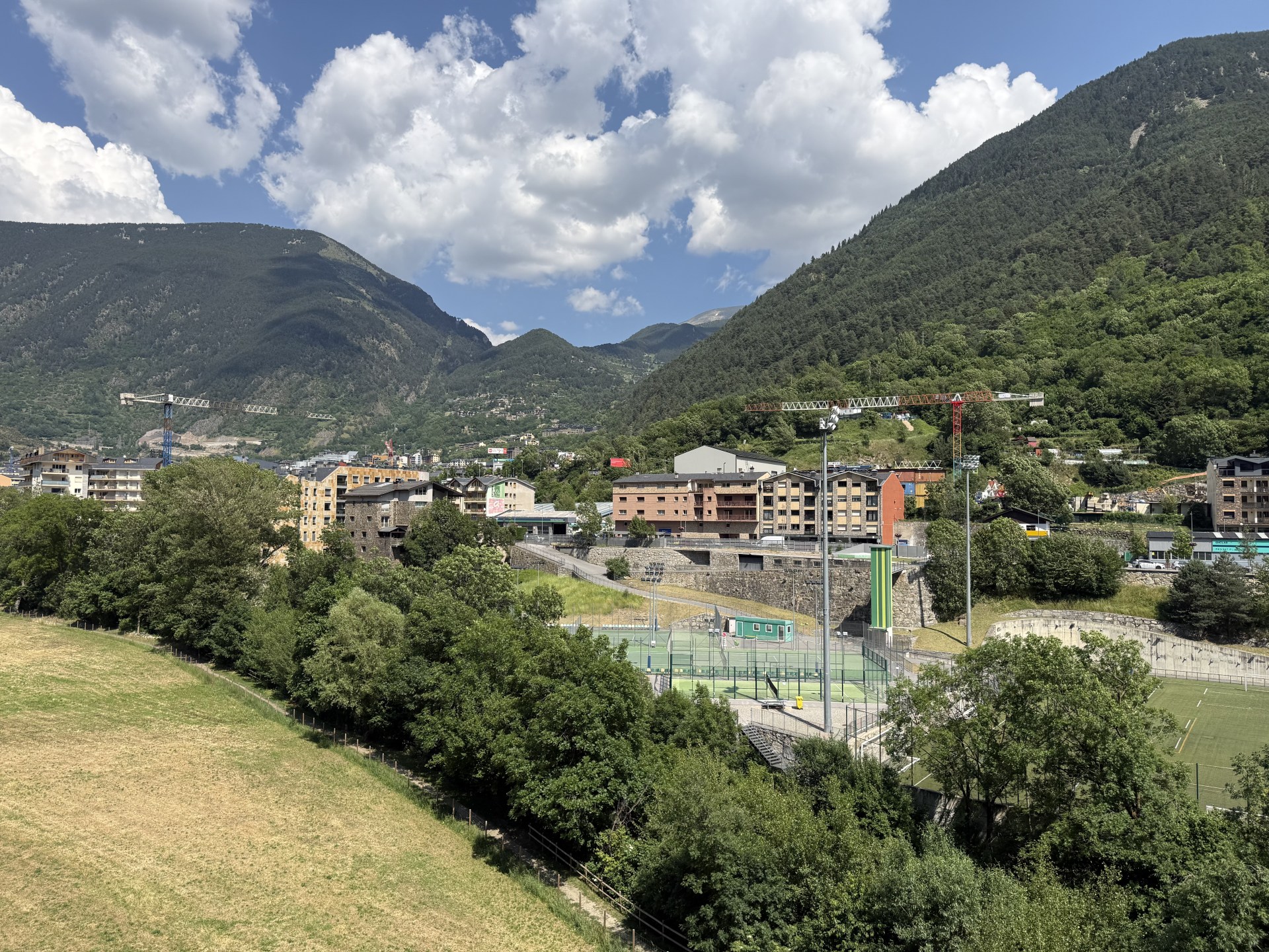 Pis en venda a Encamp, 2 habitacions, 102 metres