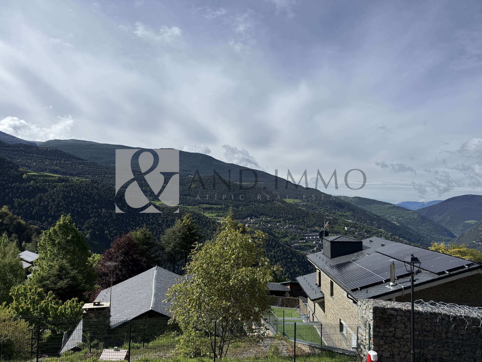 Xalet en venda a Certers, 4 habitacions, 495 metres