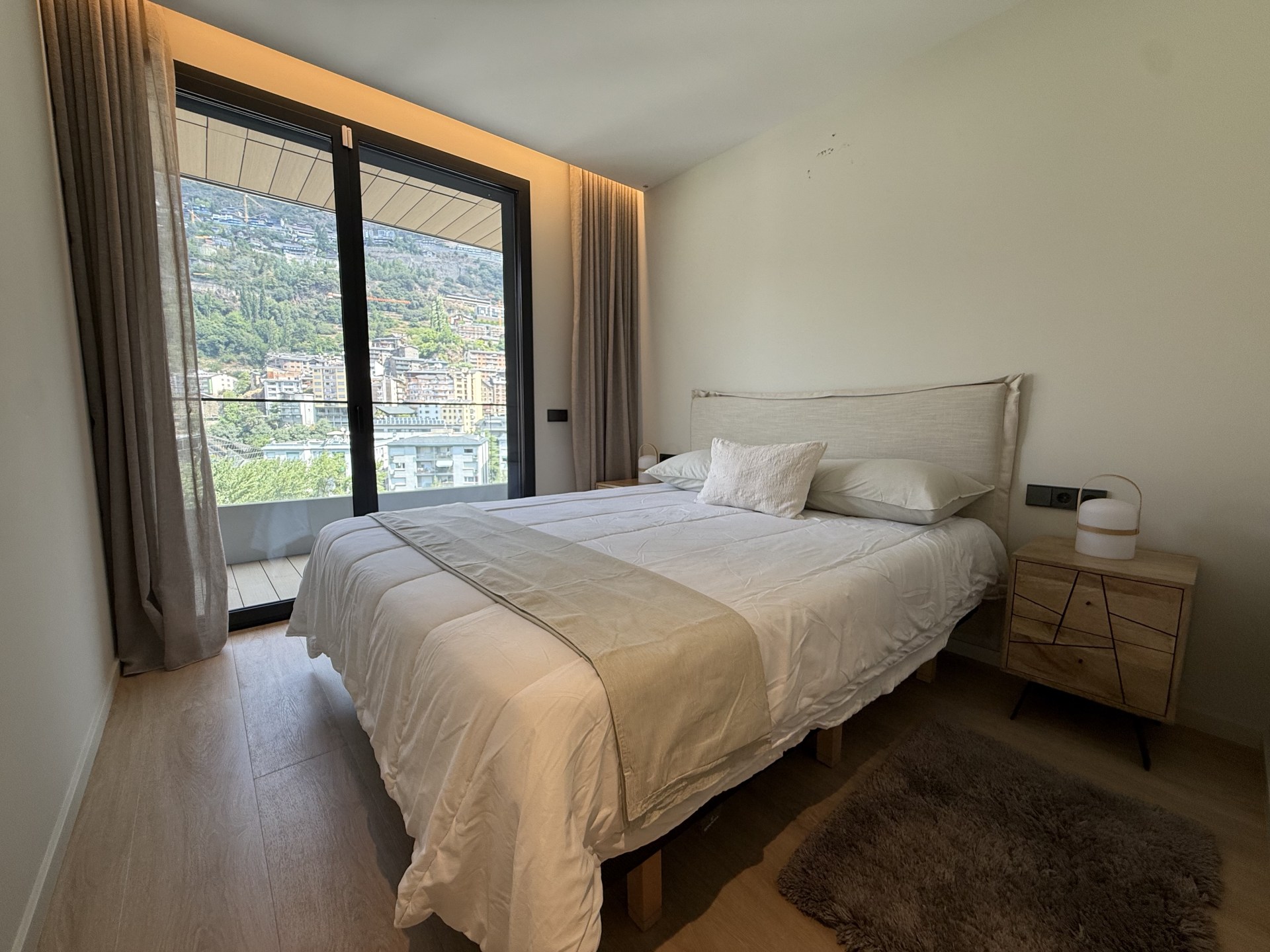Pis de lloguer a Escaldes Engordany, 3 habitacions, 140 metres
