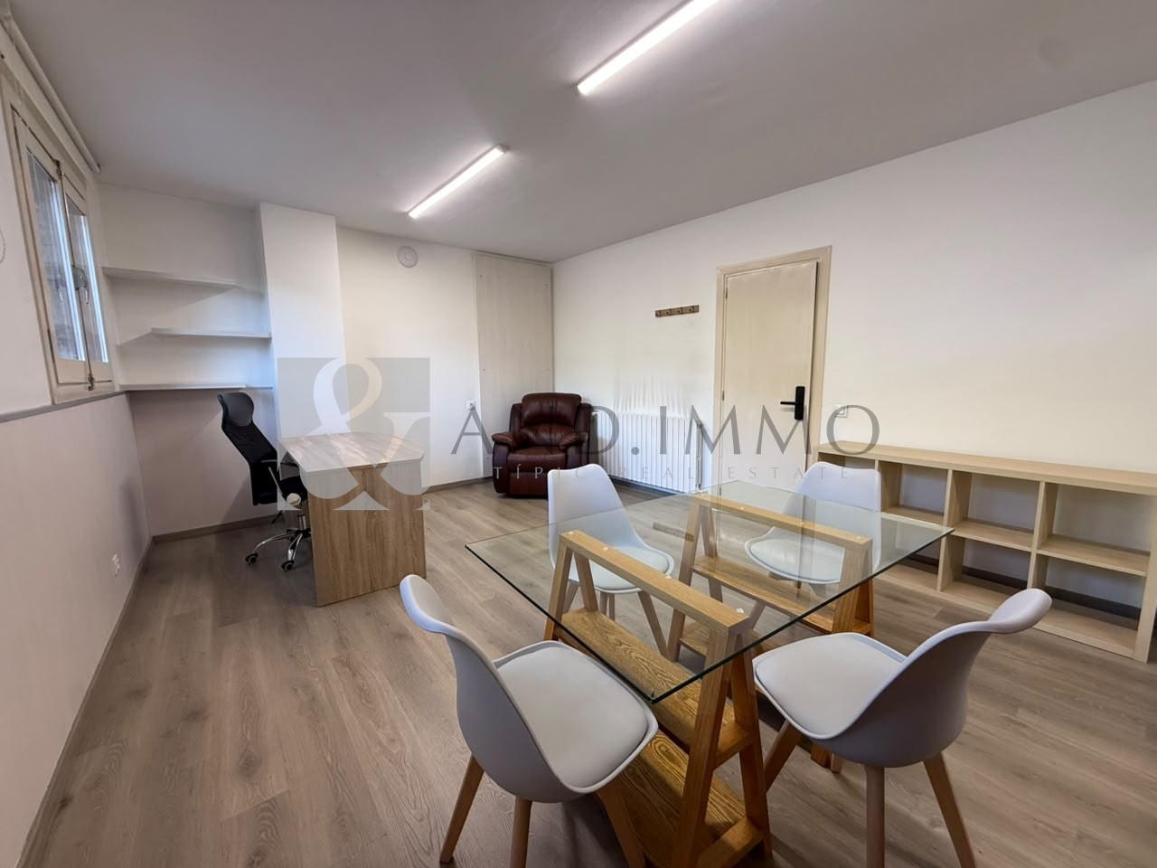 Local comercial de alquiler en Encamp, 40 metros — foto 1 de 8