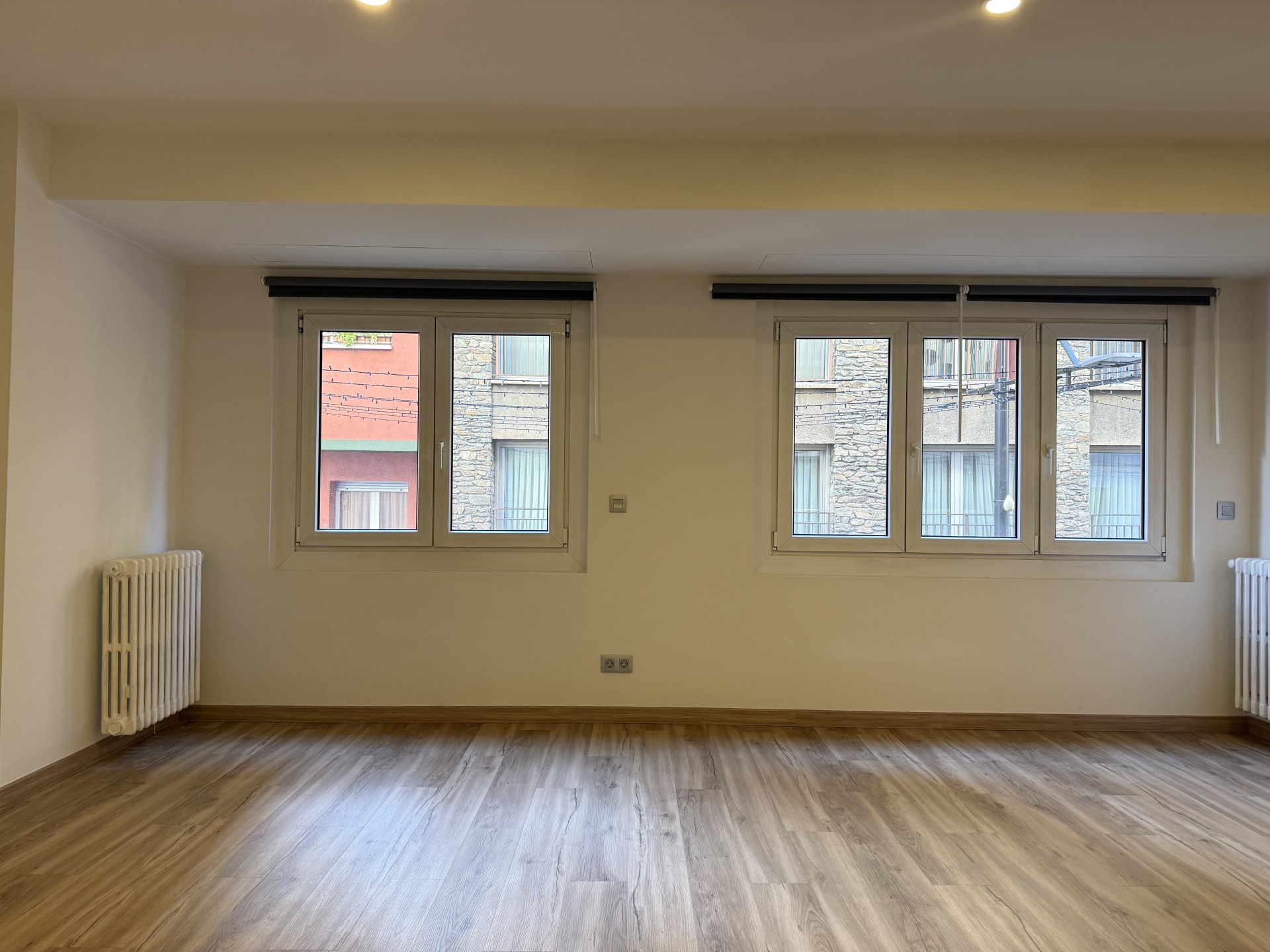 Piso de alquiler en Andorra la Vella, 2 habitaciones, 70 metros 2