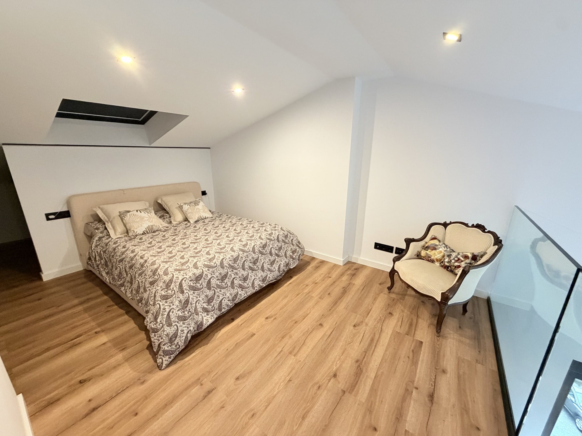 Piso de alquiler en Escaldes Engordany, 3 habitaciones, 185 metros
