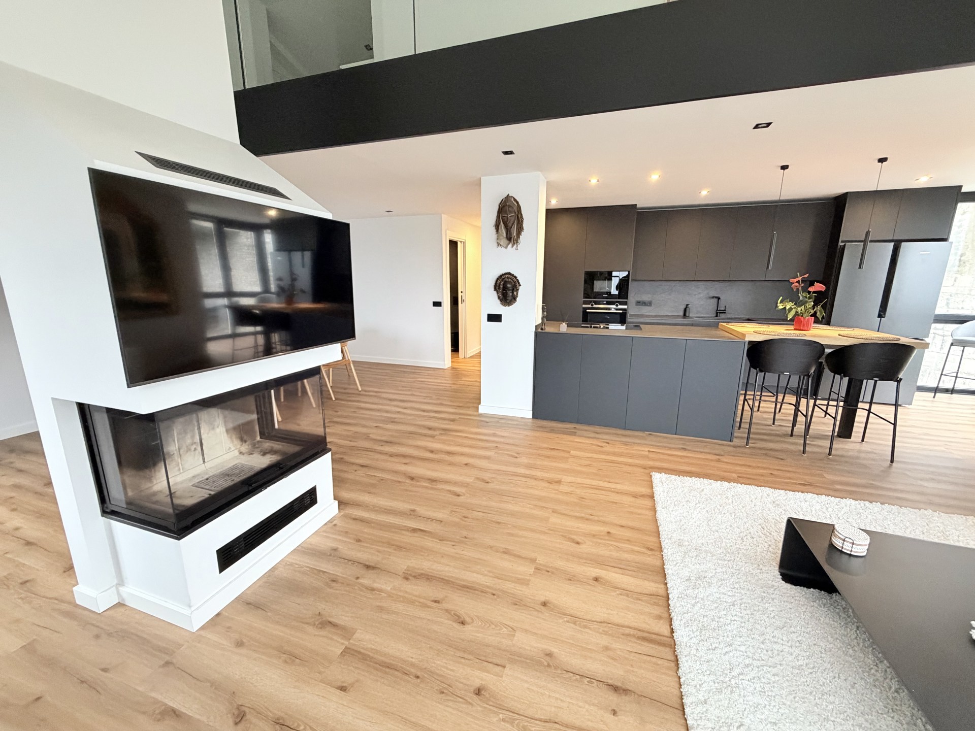 Piso de alquiler en Escaldes Engordany, 3 habitaciones, 185 metros