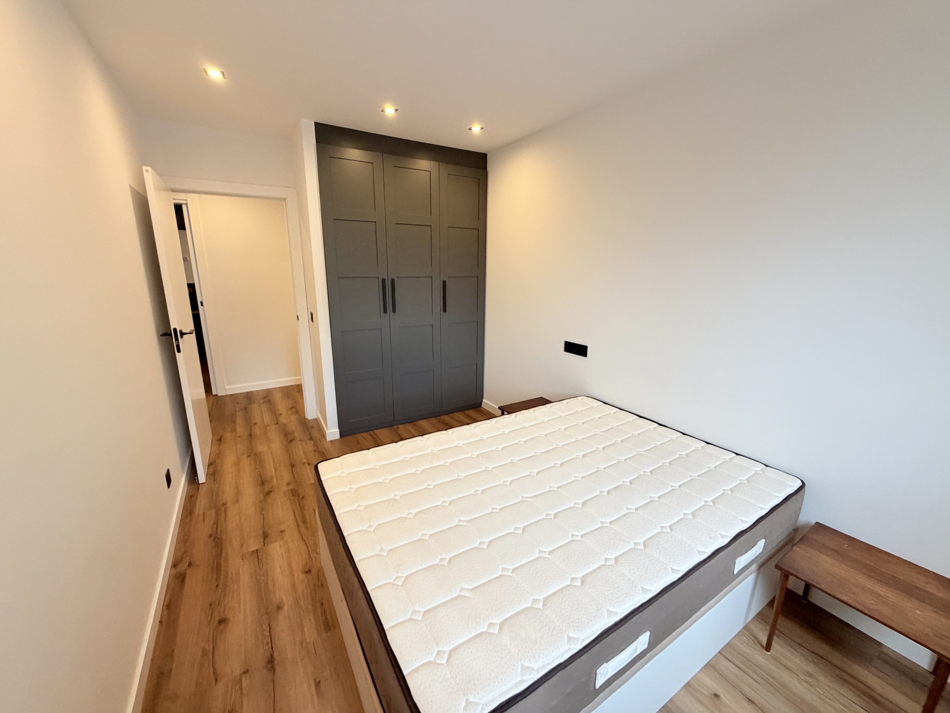 Piso de alquiler en Escaldes Engordany, 3 habitaciones, 185 metros