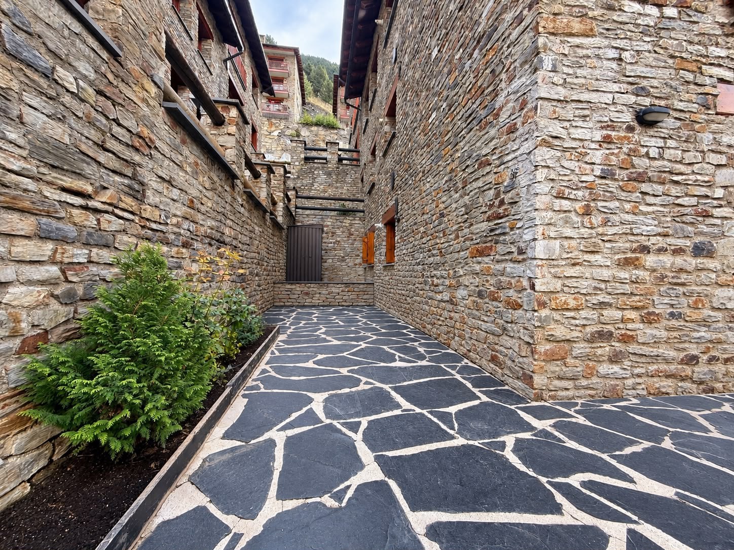 2-bedroom flat for sale in Canillo · 2 of 15