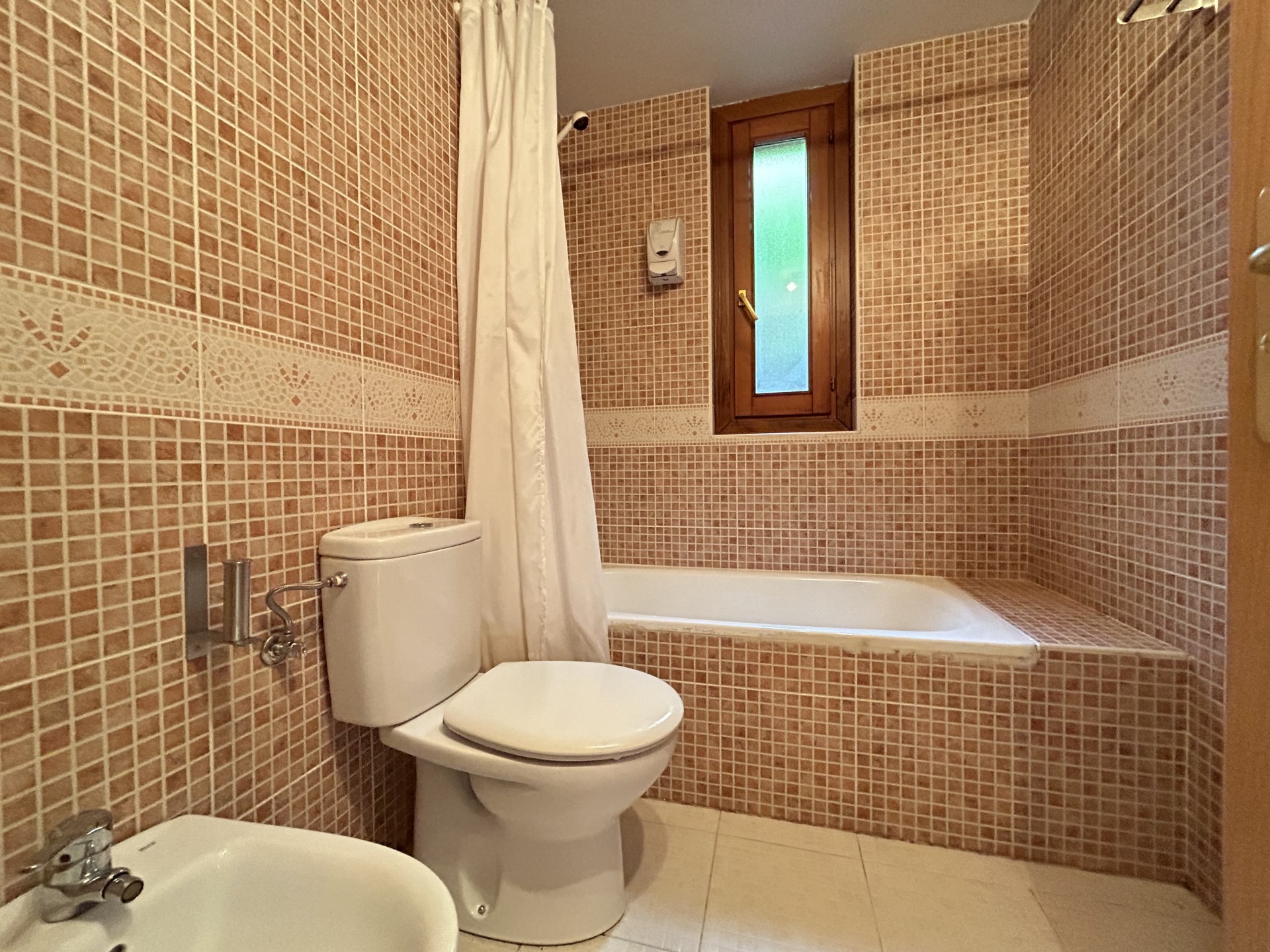 Piso en venta en Soldeu, 2 habitaciones, 76 metros