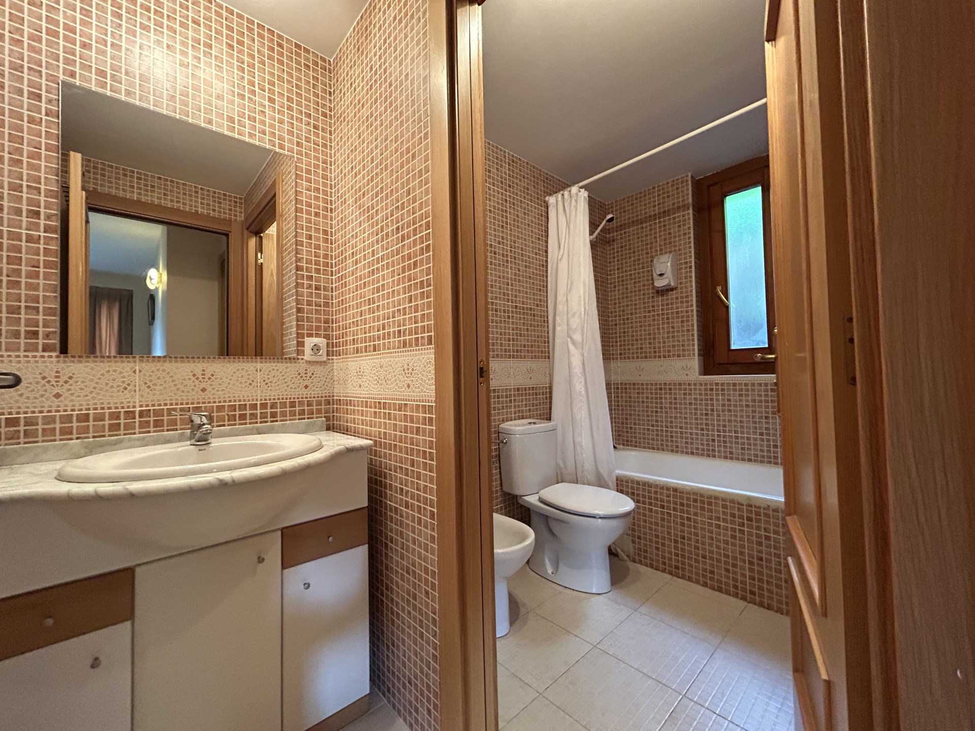 Piso en venta en Soldeu, 2 habitaciones, 76 metros
